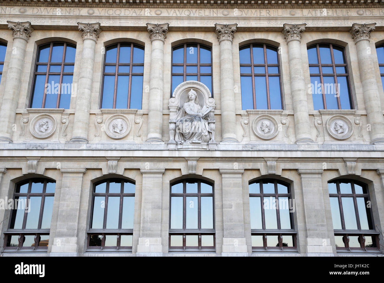 Immeuble parisien. La France. Banque D'Images