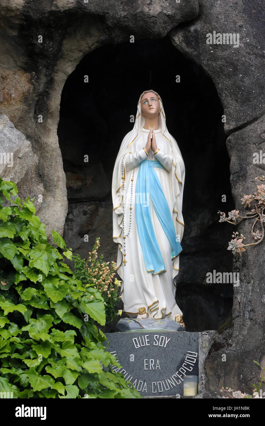 Notre Dame de Lourdes. L'Italie. Banque D'Images