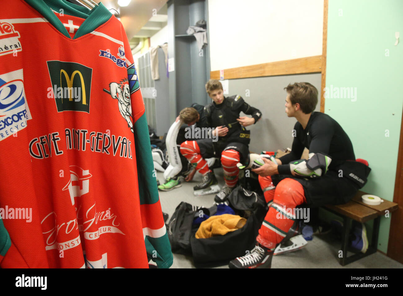 Le hockey sur glace. Vestiaire. La France. Banque D'Images