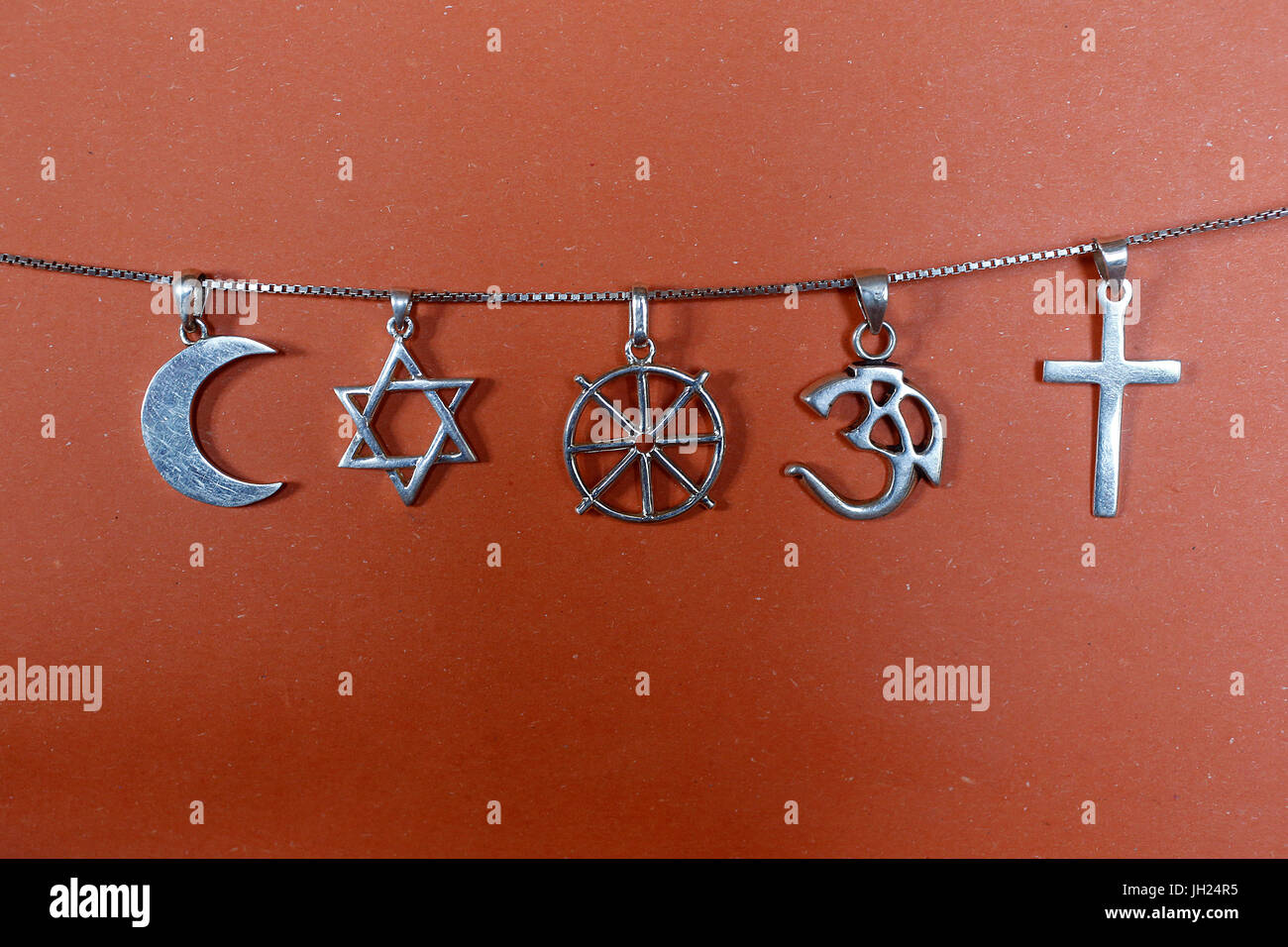 Symboles de l'islam, le judaïsme, le bouddhisme, l'hindouisme et le christianisme. Banque D'Images