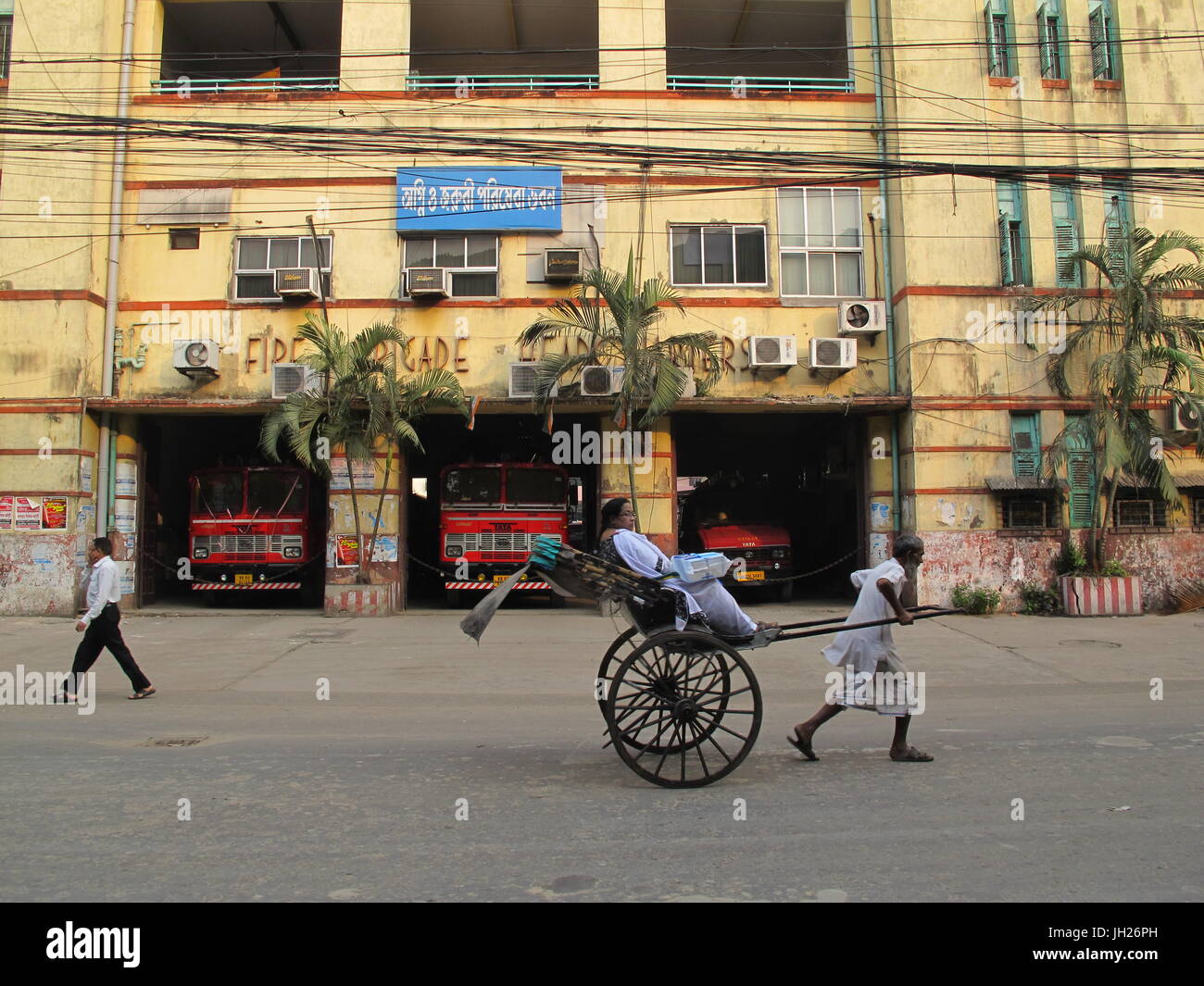 Aller au travail à Calcutta Banque D'Images