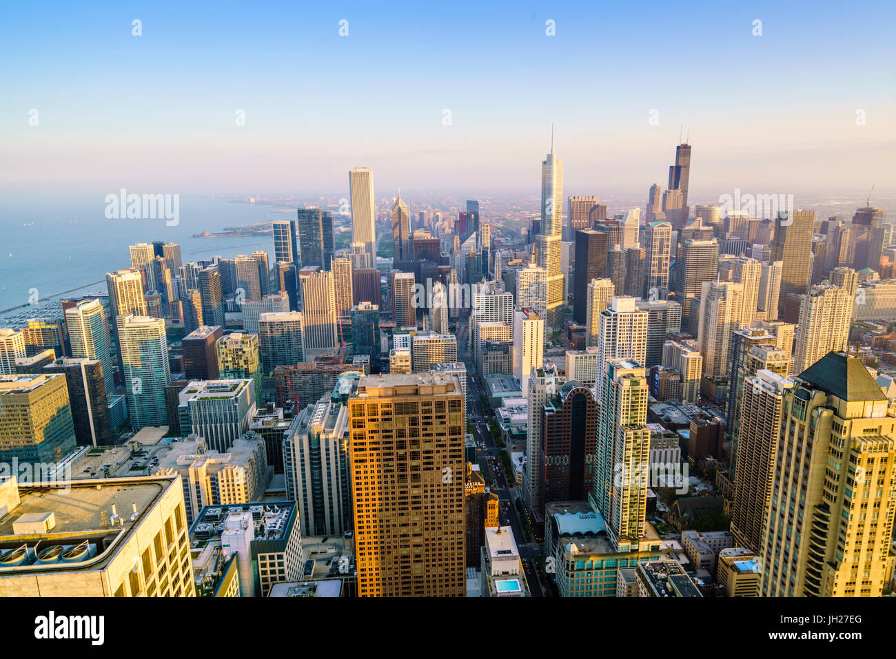 Sur les toits de la ville, Chicago, Illinois, États-Unis d'Amérique, Amérique du Nord Banque D'Images
