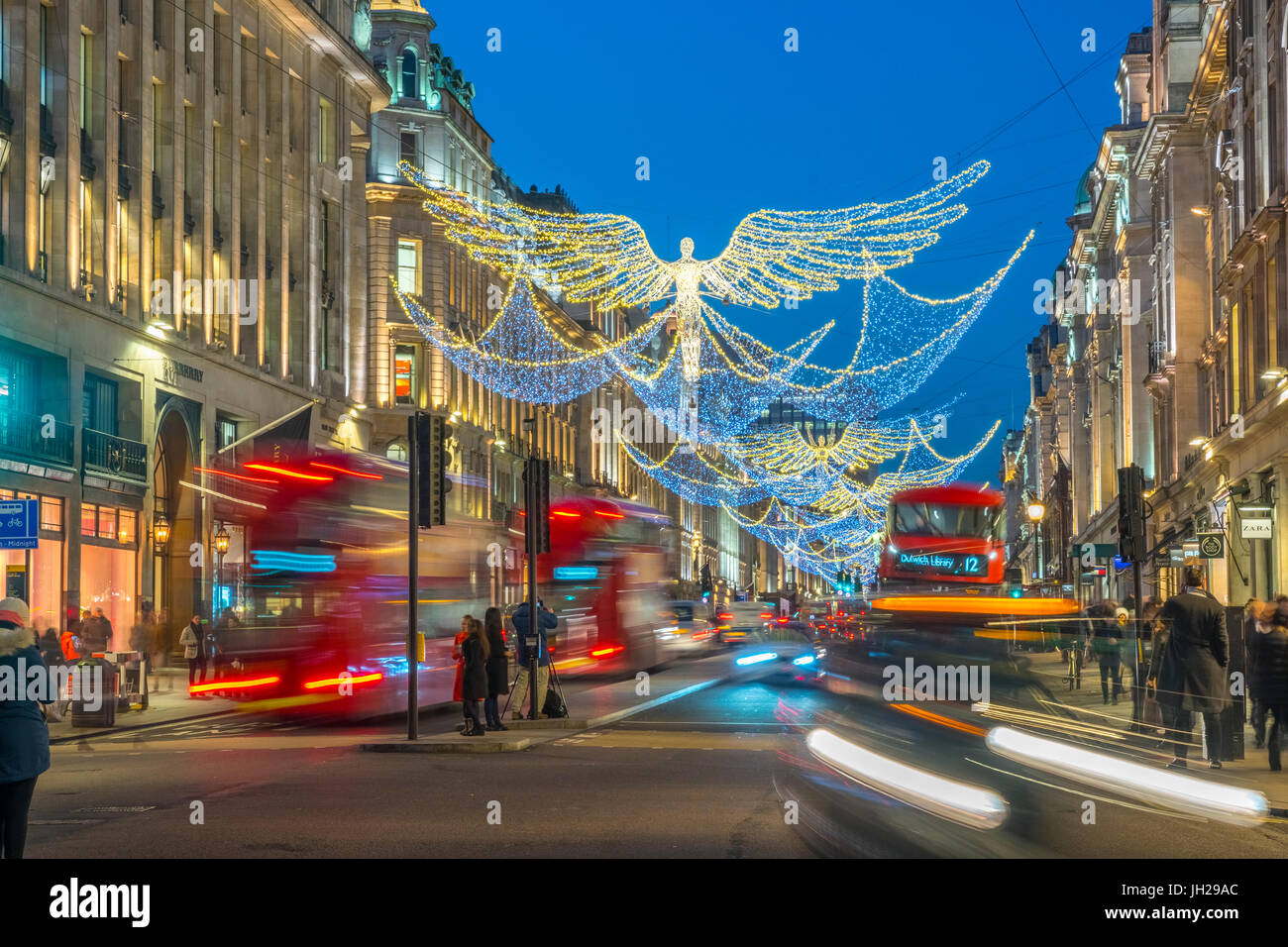 Les lumières de Noël, Regent Street, West End, Londres, Angleterre, Royaume-Uni, Europe Banque D'Images