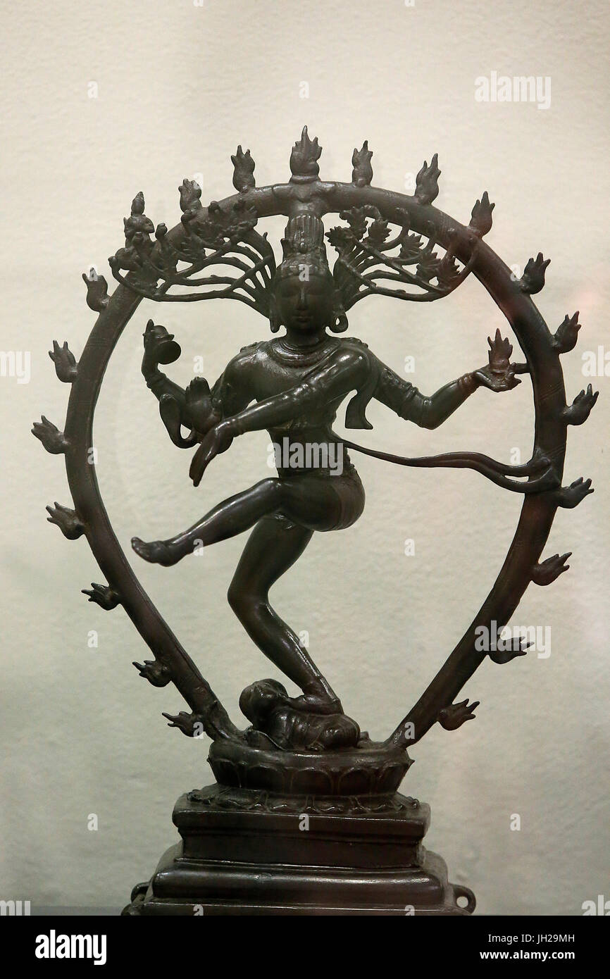 Le Victoria and Albert Museum. Shiva Nataraja, le Seigneur de la danse. 900-50. Fin/début de période Chola Pallava. Alliage de cuivre. Le sud de l'Inde (Tamil Nadu). Banque D'Images