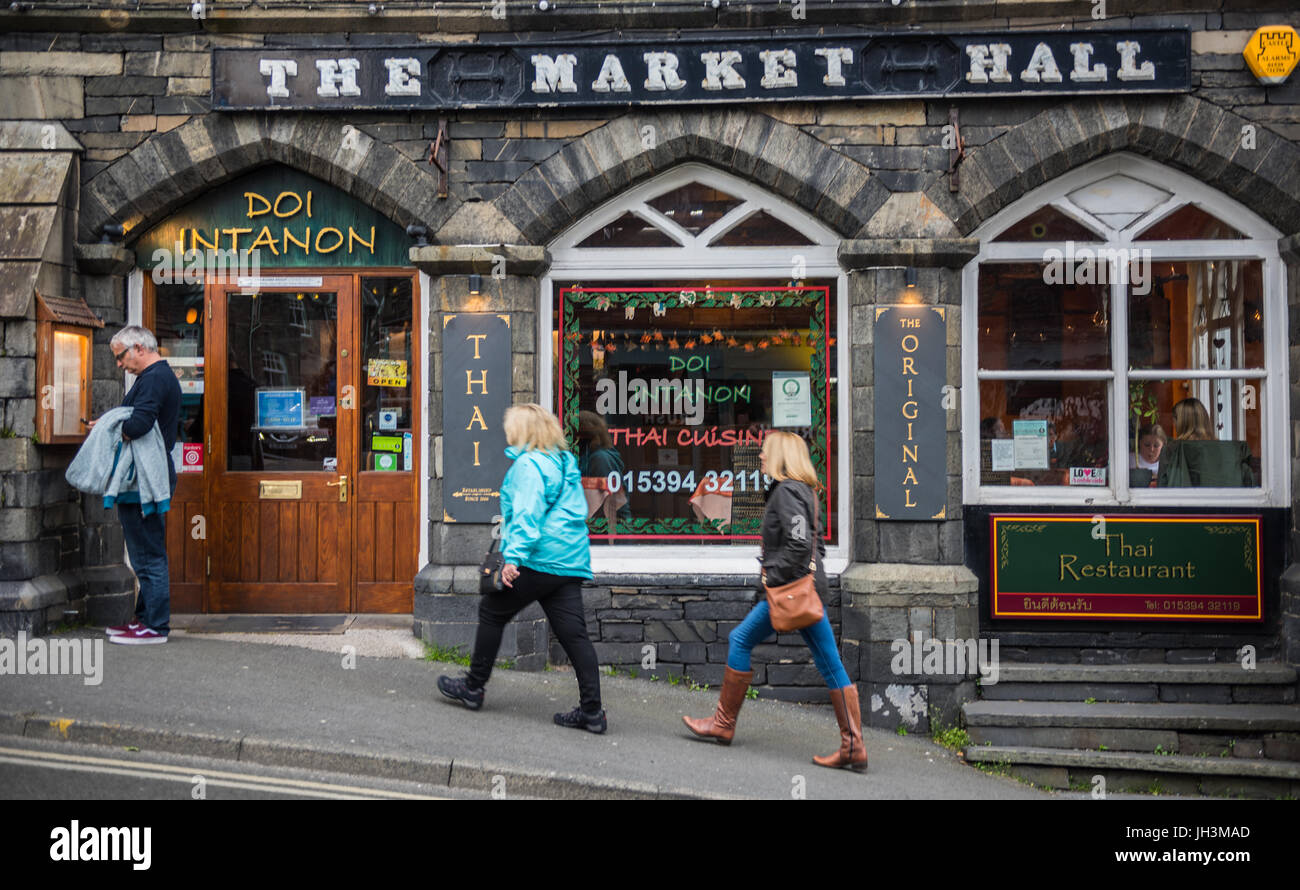 Doi Intanon, Restaurant thaïlandais, le marché couvert, Ambleside, Lake District, England, UK Banque D'Images