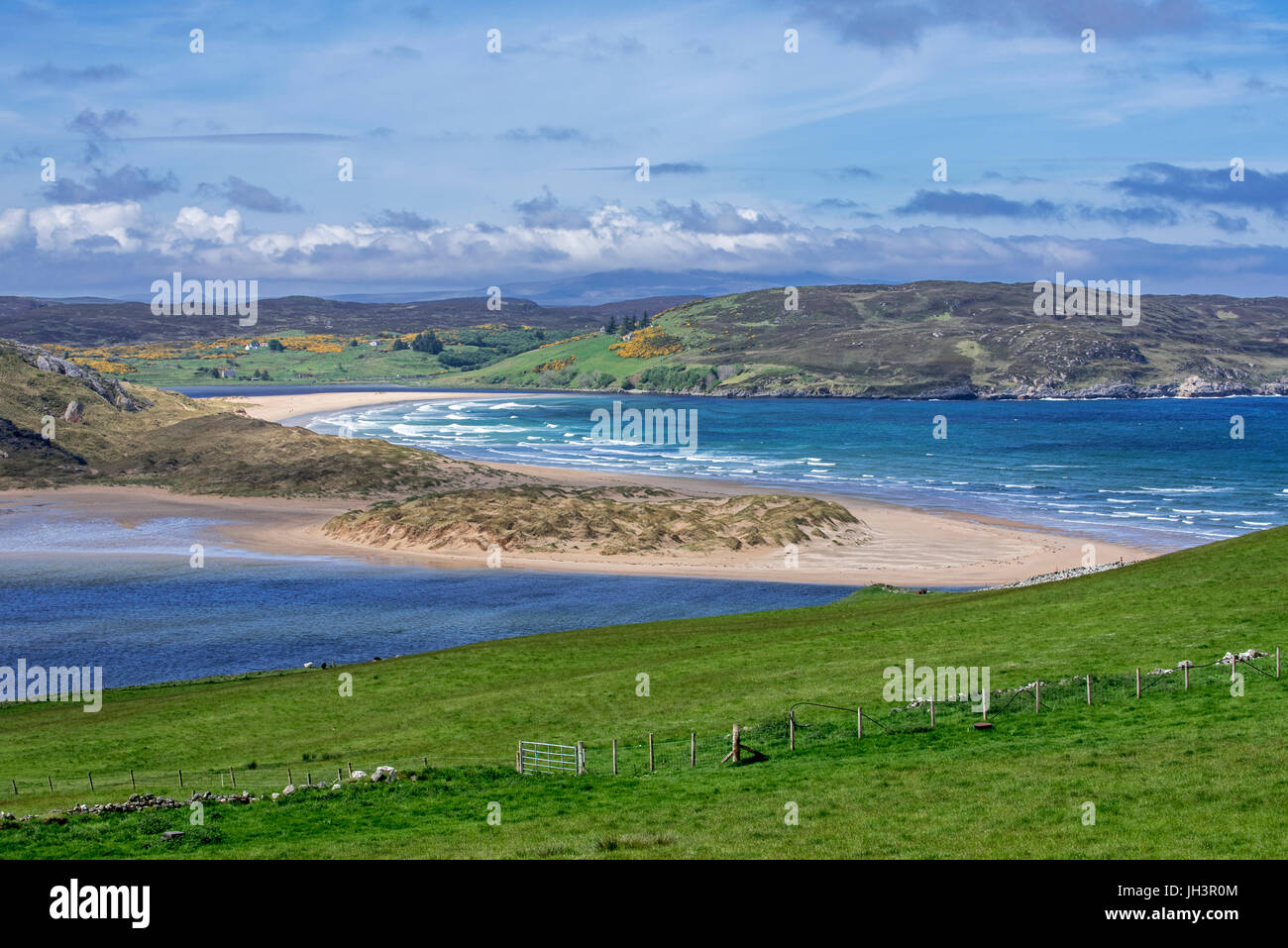 Torrisdale Bay et plage de sable à l'embouchure de la rivière Naver près de Bettyhill et Invernaver, Caithness, Highlands, Scotland, UK Banque D'Images