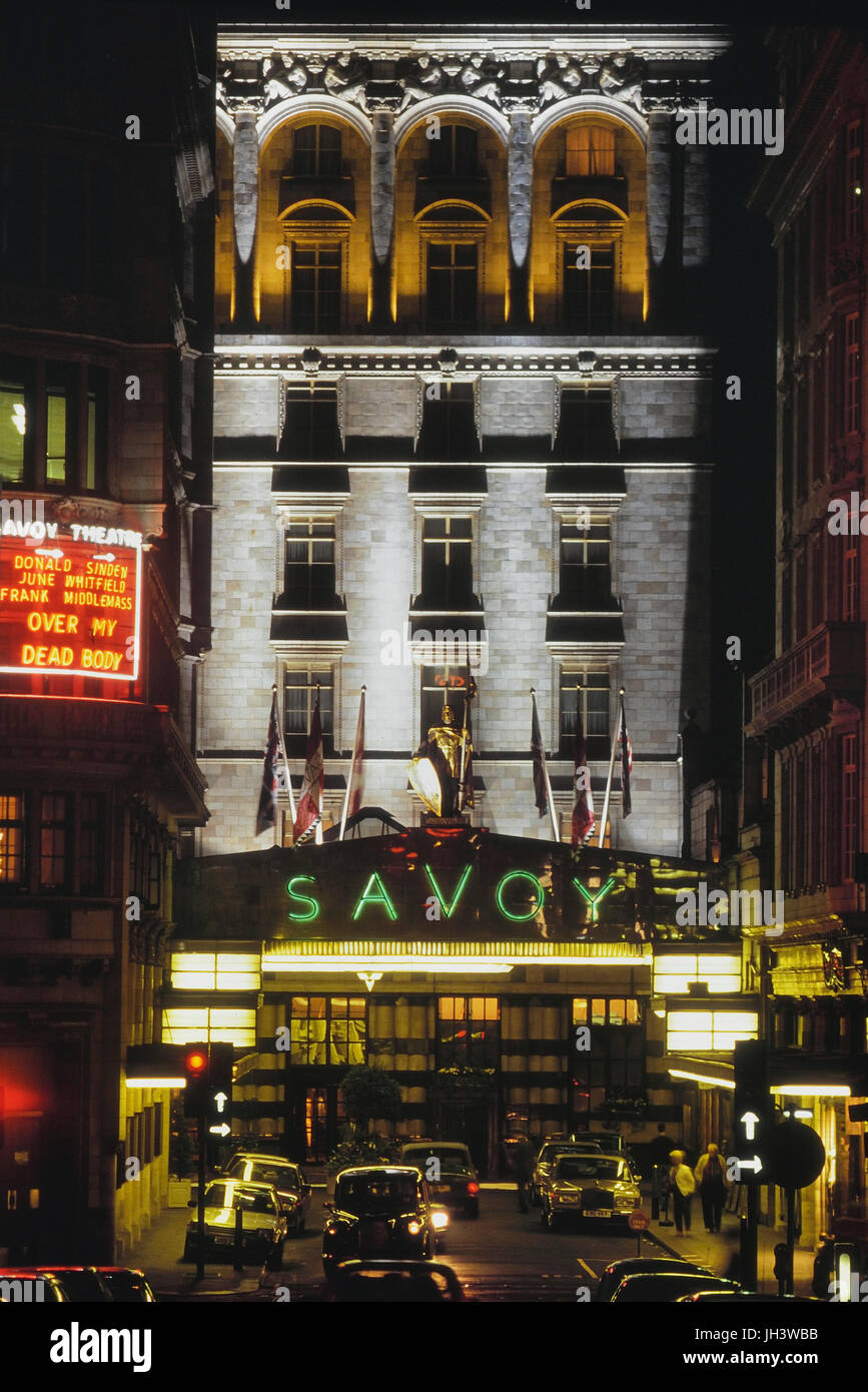Savoy Hotel, Londres, Angleterre. Circa 1980 Banque D'Images