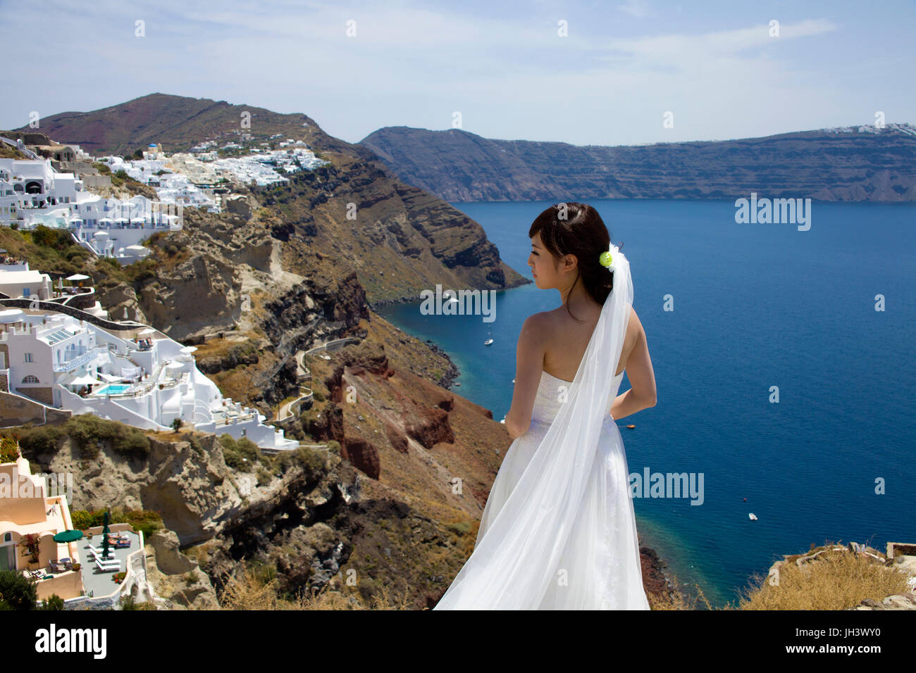 Braut suis kraterrand bei oia, Santorin, Canaries, aegaeis, Griechenland, mittelmeer, europa | suite nuptiale au bord du cratère, Oia, Santorin, Cyclades, gree Banque D'Images