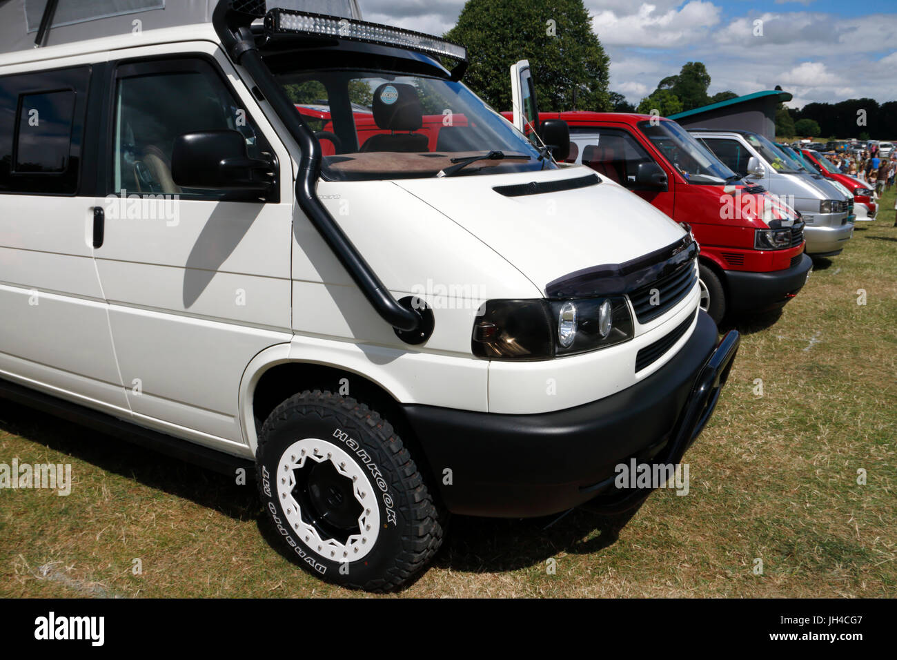 VW T4 camping-cars au Camping-Jam 2017 Banque D'Images