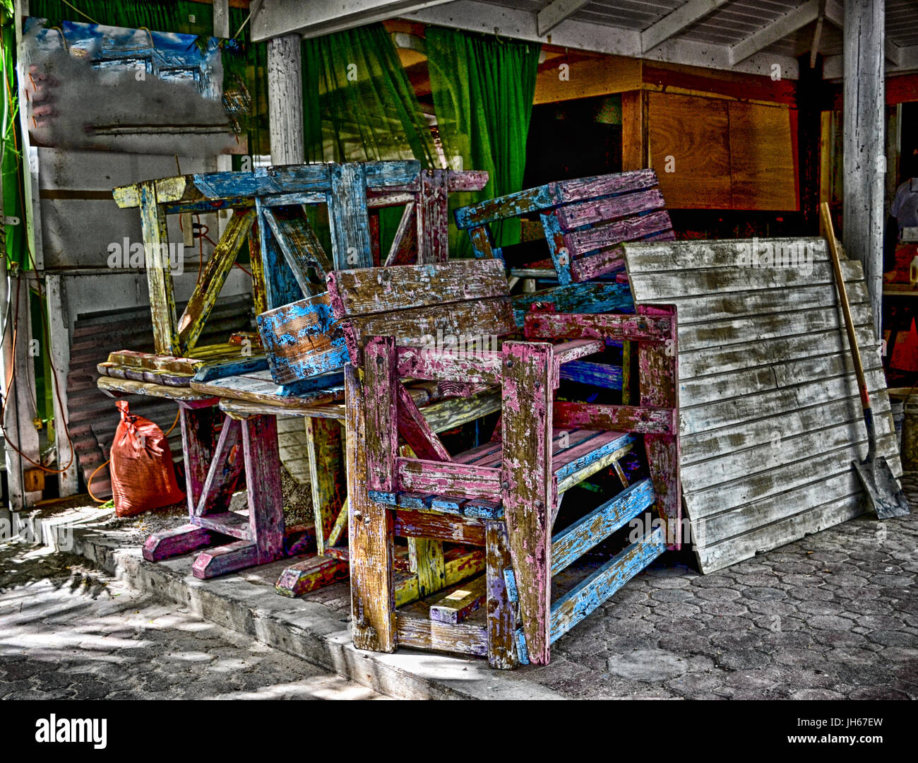 Palettes en bois empilé Banque D'Images