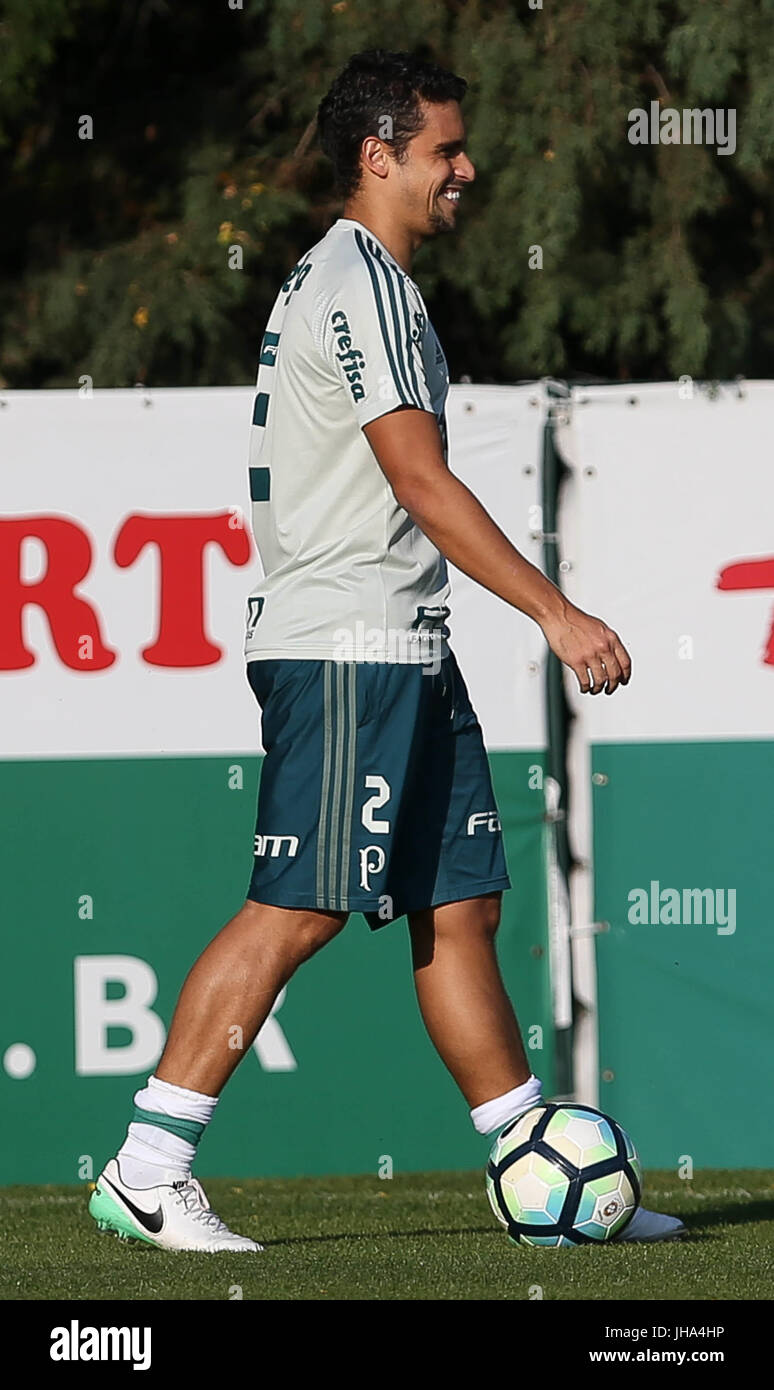 SÃO PAULO, SP - 13.07.2017 : TREINO N PALMEIRAS - DVD Jean, de se Palmeiras, au cours de la formation, à l'Académie de football. (Photo : Cesar Greco/Fotoarena) Banque D'Images