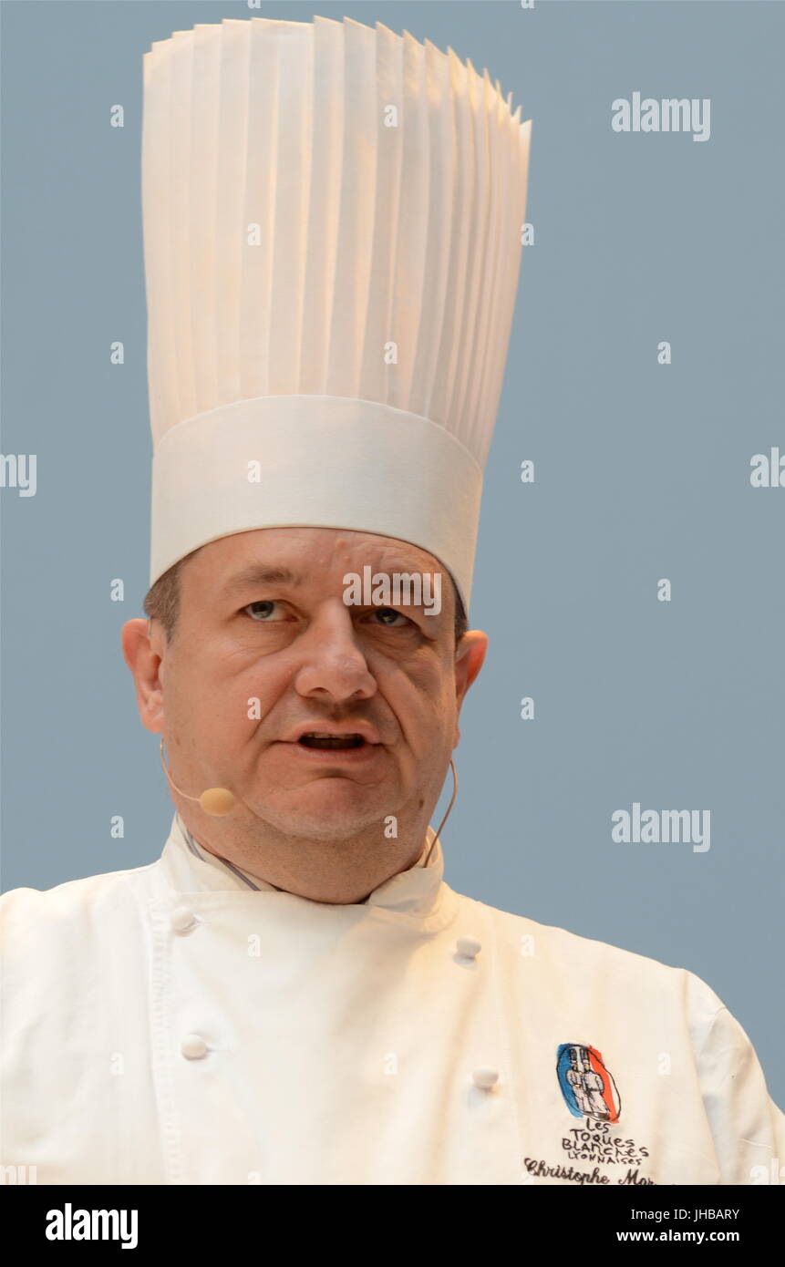 Le Chef français Christophe Marguin offre des cours de cuisine à Lyon (France) Banque D'Images
