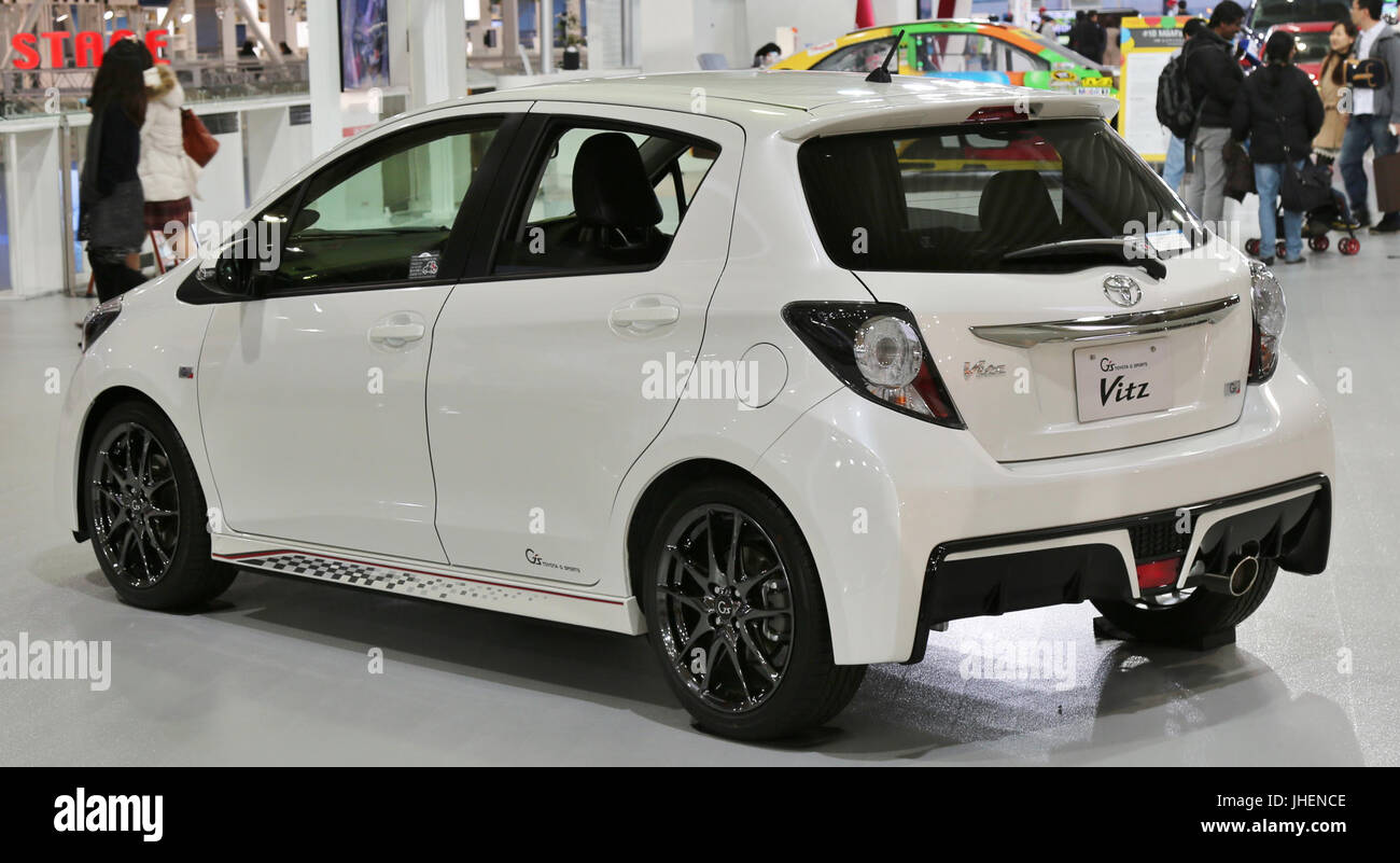 2015 Toyota Vitz G arrière. Banque D'Images
