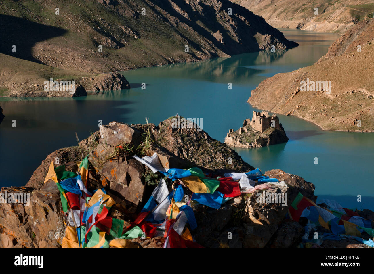 La Simi lake lieu saint, Simi-la passer, Préfecture de Shigatsé, Tibet, Chine Banque D'Images
