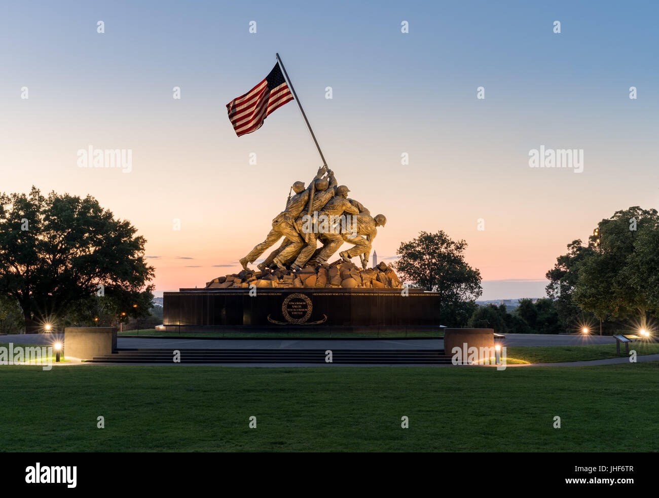 Iwo Jima Memorial à l'aube comme le soleil se lève Banque D'Images