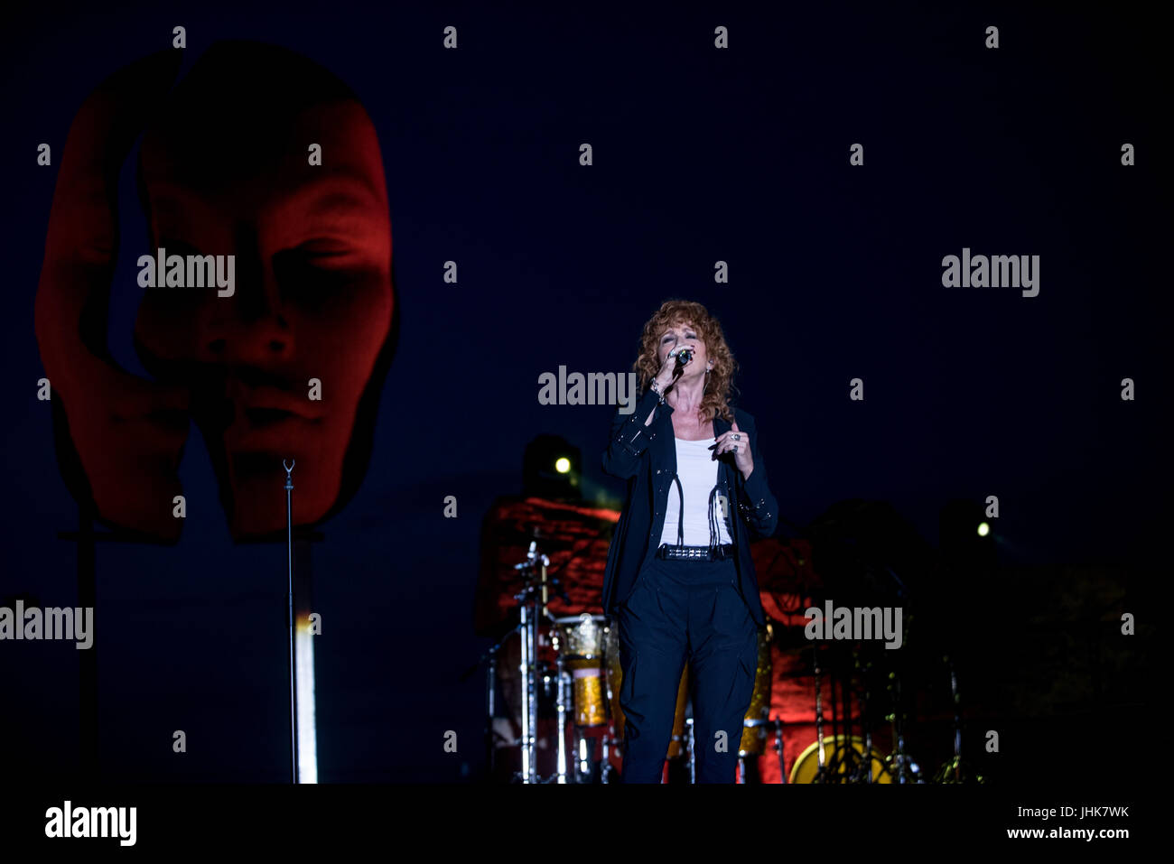 Le chanteur italien Fiorella Mannoia fonctionne à anfriteatro dell'anima à racconigi pour festival Anima Photo : Cronos/Alberto Gandolfo Banque D'Images