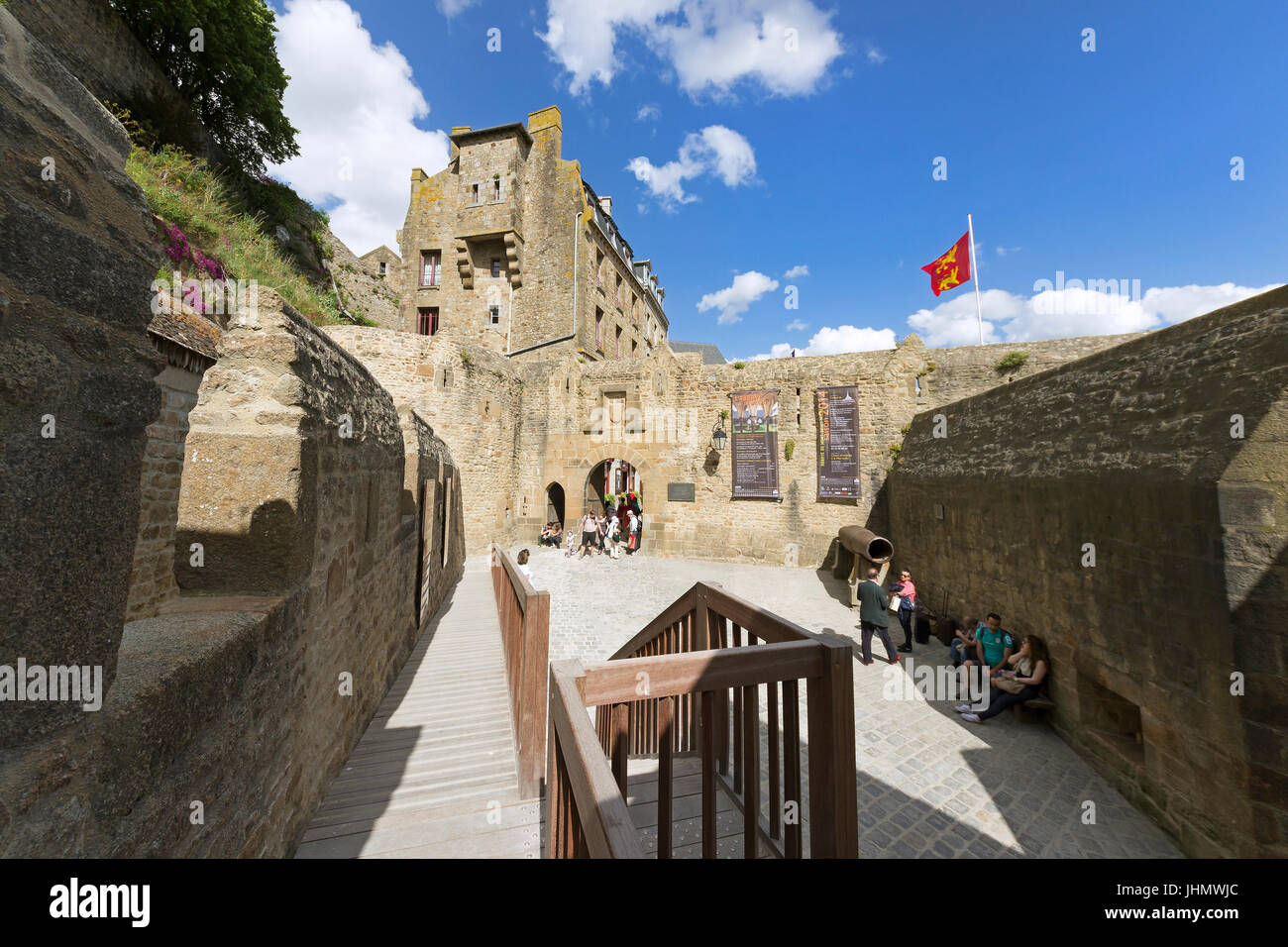 MONT SAINT MICHEL, FRANCE - juin 2014 ; dans l'entrée du Mont Saint Michel. Banque D'Images