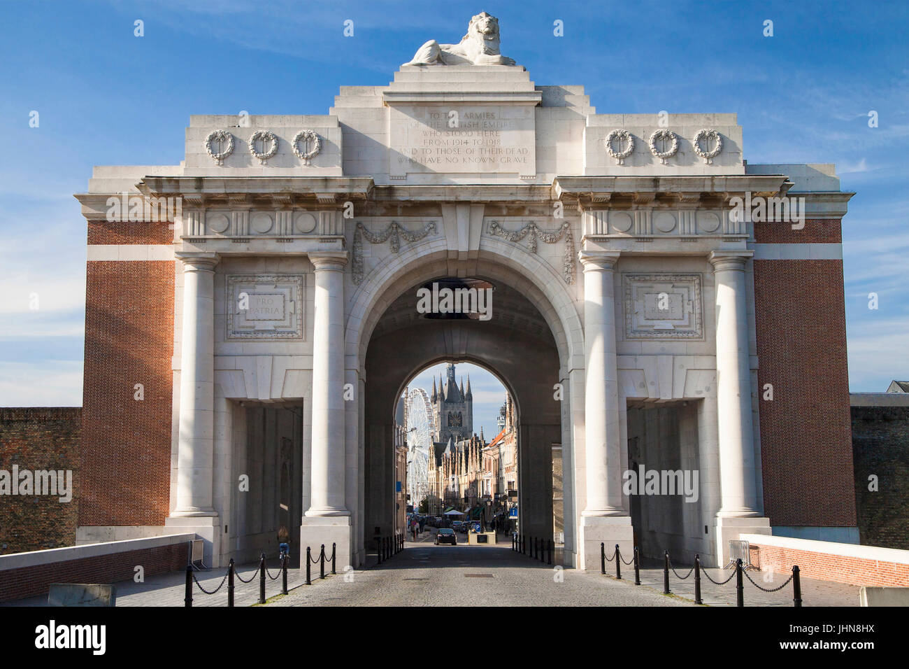 Porte de Menin mémorial aux disparus à Ypres, Flandre occidentale, Belgique. Banque D'Images