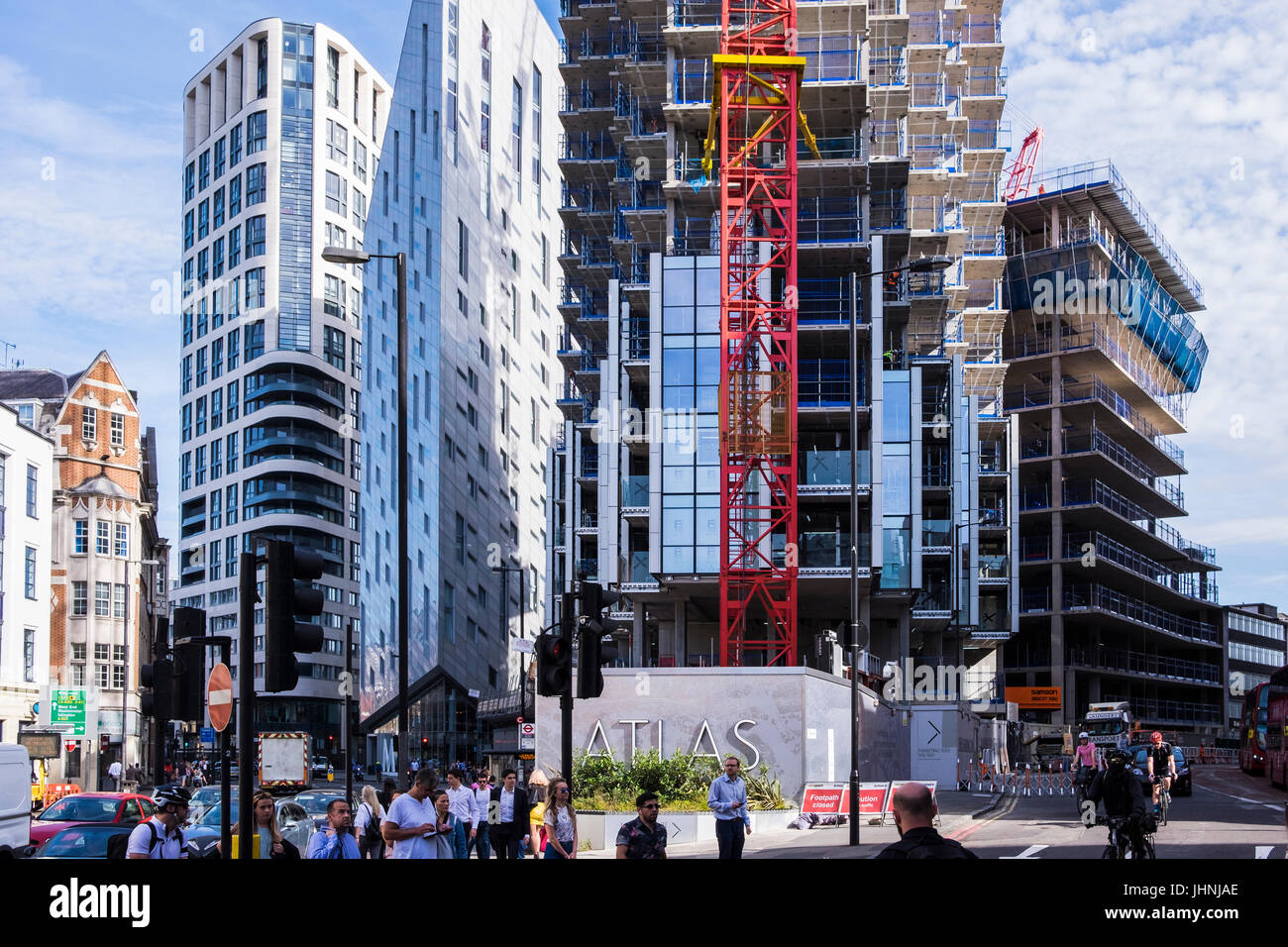 La construction d'Atlas sur la route de la ville, arrondissement de Hackney, Londres, Angleterre, Royaume-Uni Banque D'Images