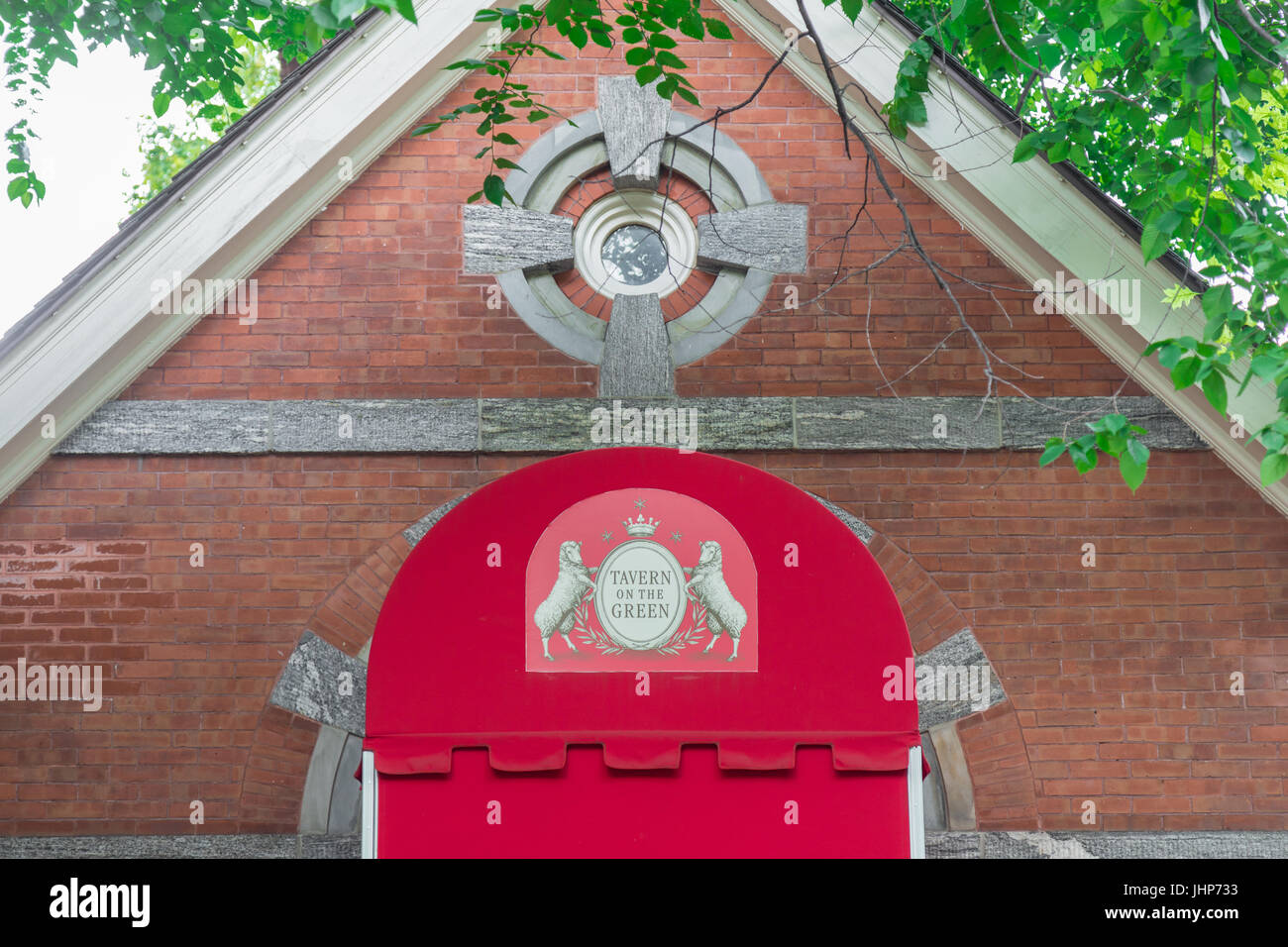 Façade de la Tavern on the green, un restaurant qui est sur central park west et s'étend dans Central Park à New York Banque D'Images