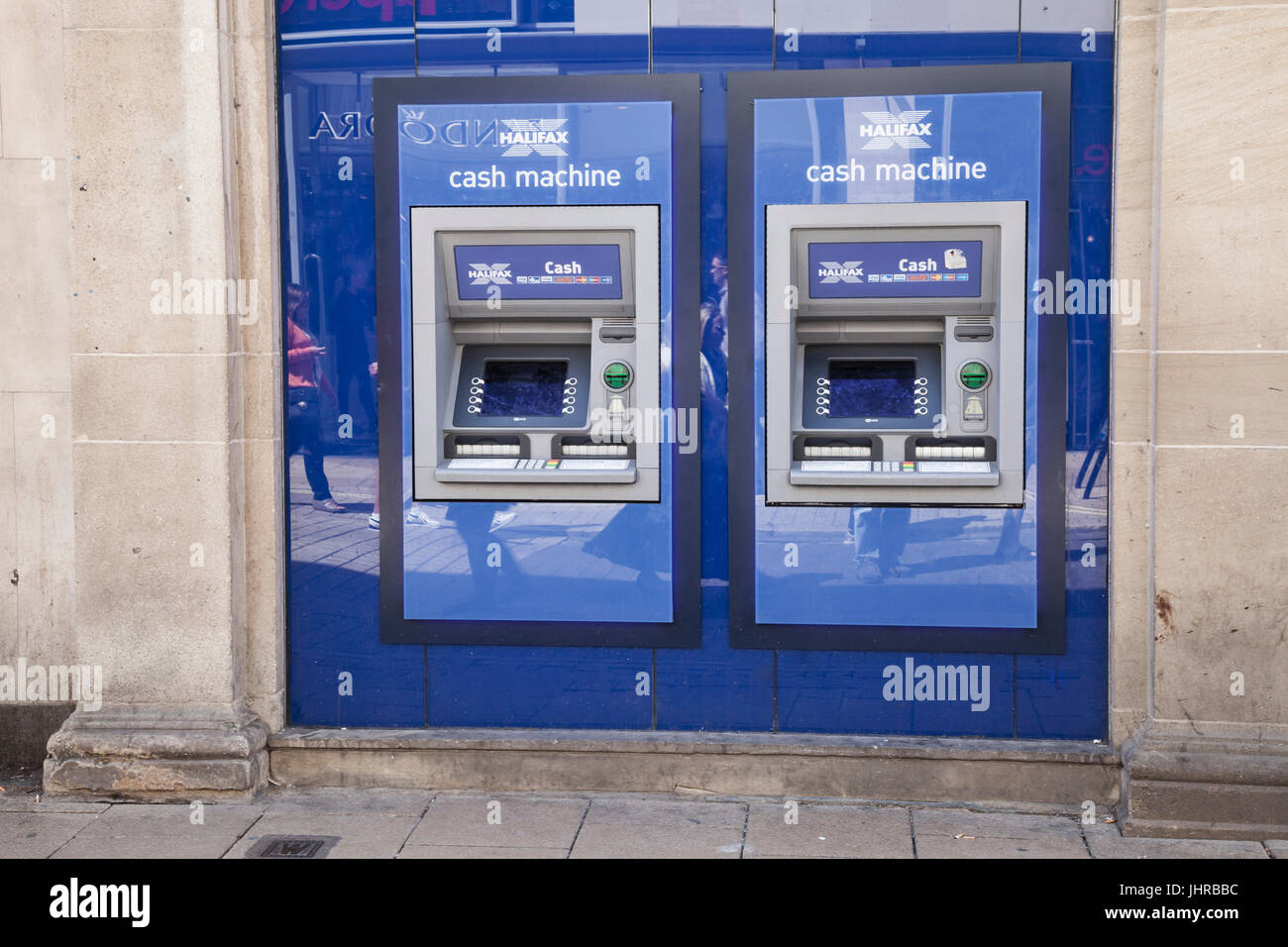 Les distributeurs à la Halifax Bank,York,Angleterre,UK Banque D'Images