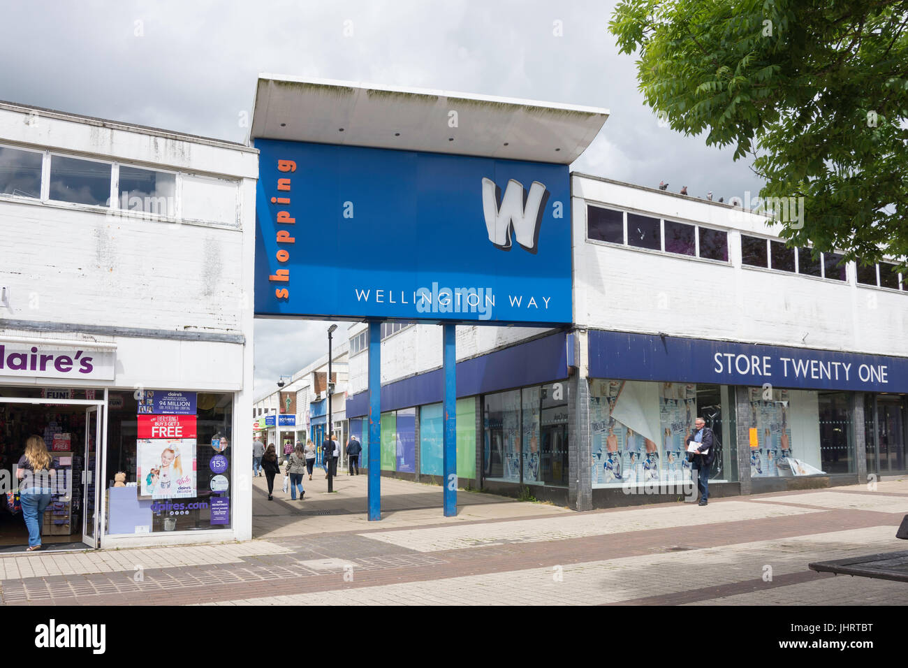 Entrée de façon Wellington Shopping Centre, London Road, Waterlooville, Hampshire, Angleterre, Royaume-Uni Banque D'Images