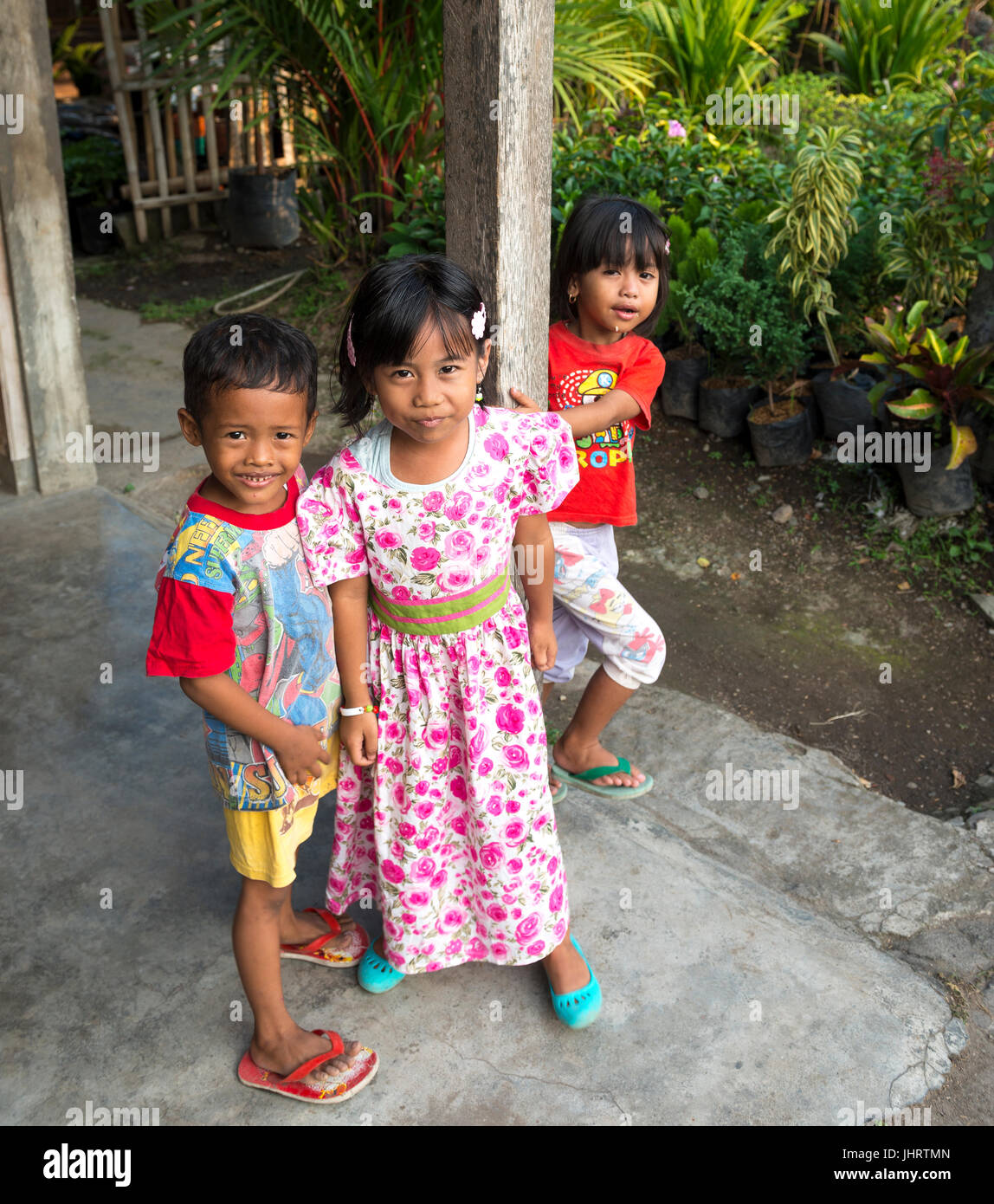 Trois enfants d'Indonésie, Yogyakarta, Java, Indonésie Banque D'Images