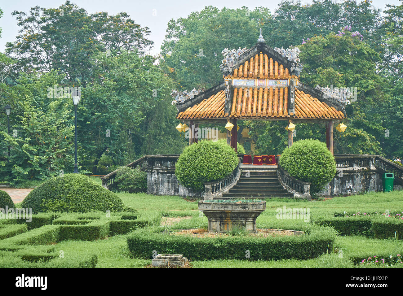 Pavillon traditionnel vietnamien de la ville impériale, Hue, Vietnam. Banque D'Images