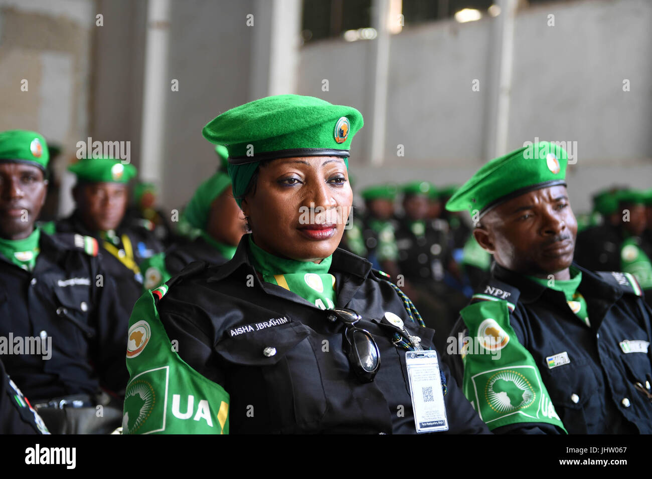 Les agents de l'unité de police constituée nigérian assister à un cours d'initiation le 13 janvier 2017, à Mogadiscio, en Somalie. (Photo de Omar Abdisalan via Planetpix) Banque D'Images