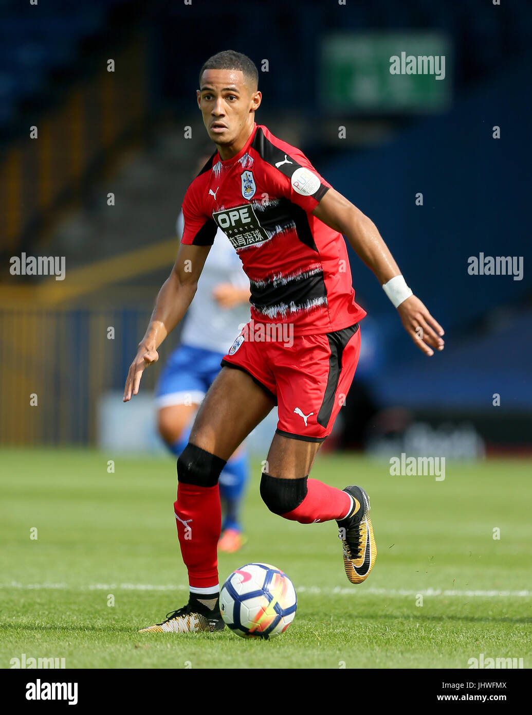 Huddersfield Town's Tom Ince pendant l'avant-saison match au domaine la Lane, Bury. Banque D'Images