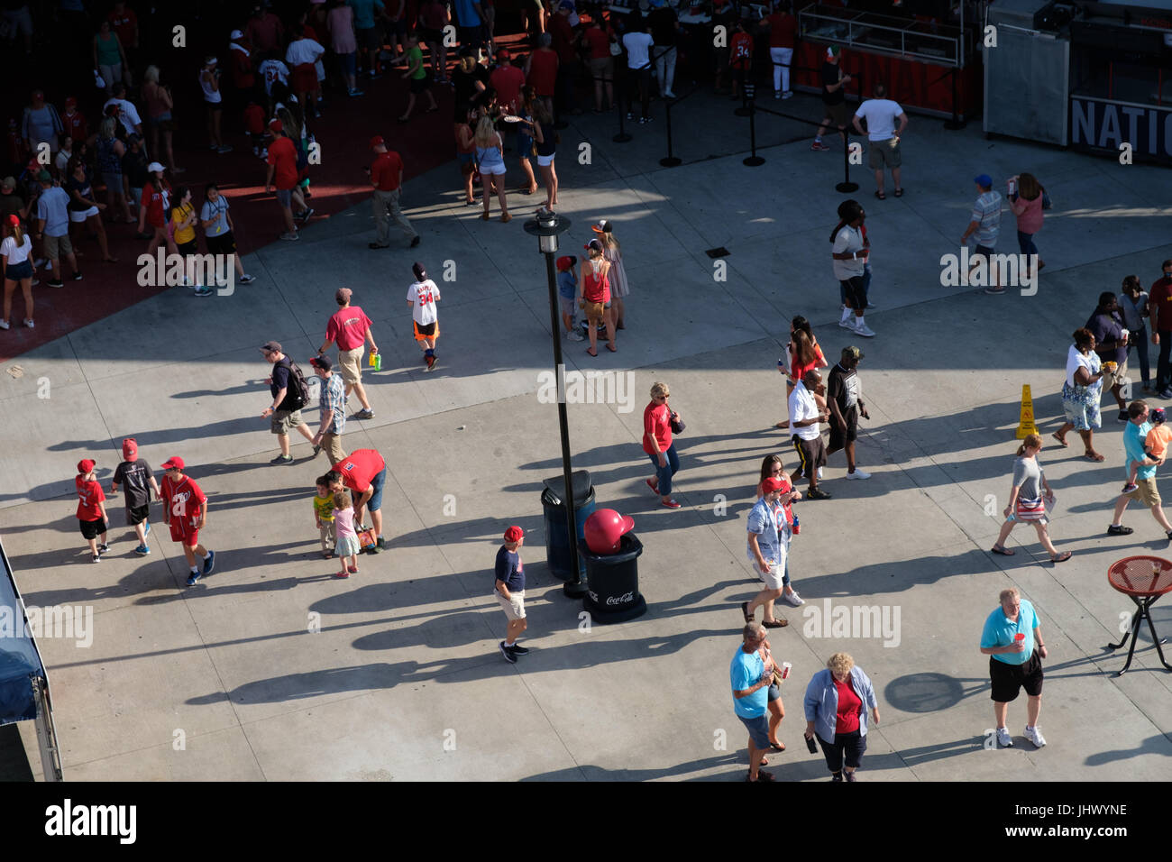 Les spectateurs à Washington Nationals Park pour un jeu avec les Braves d'Atlanta Banque D'Images