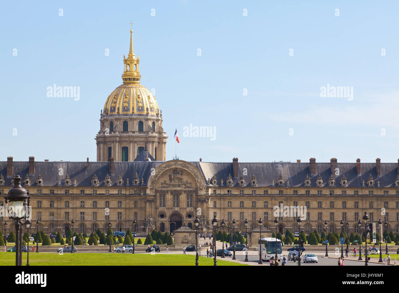 Les cathédrales de l'invalide (la cathédrale) non valide dans l'esplanade de l'invalide, Paris, France - cathédrales de la mobilité à l'Esplanade de la nullité Banque D'Images