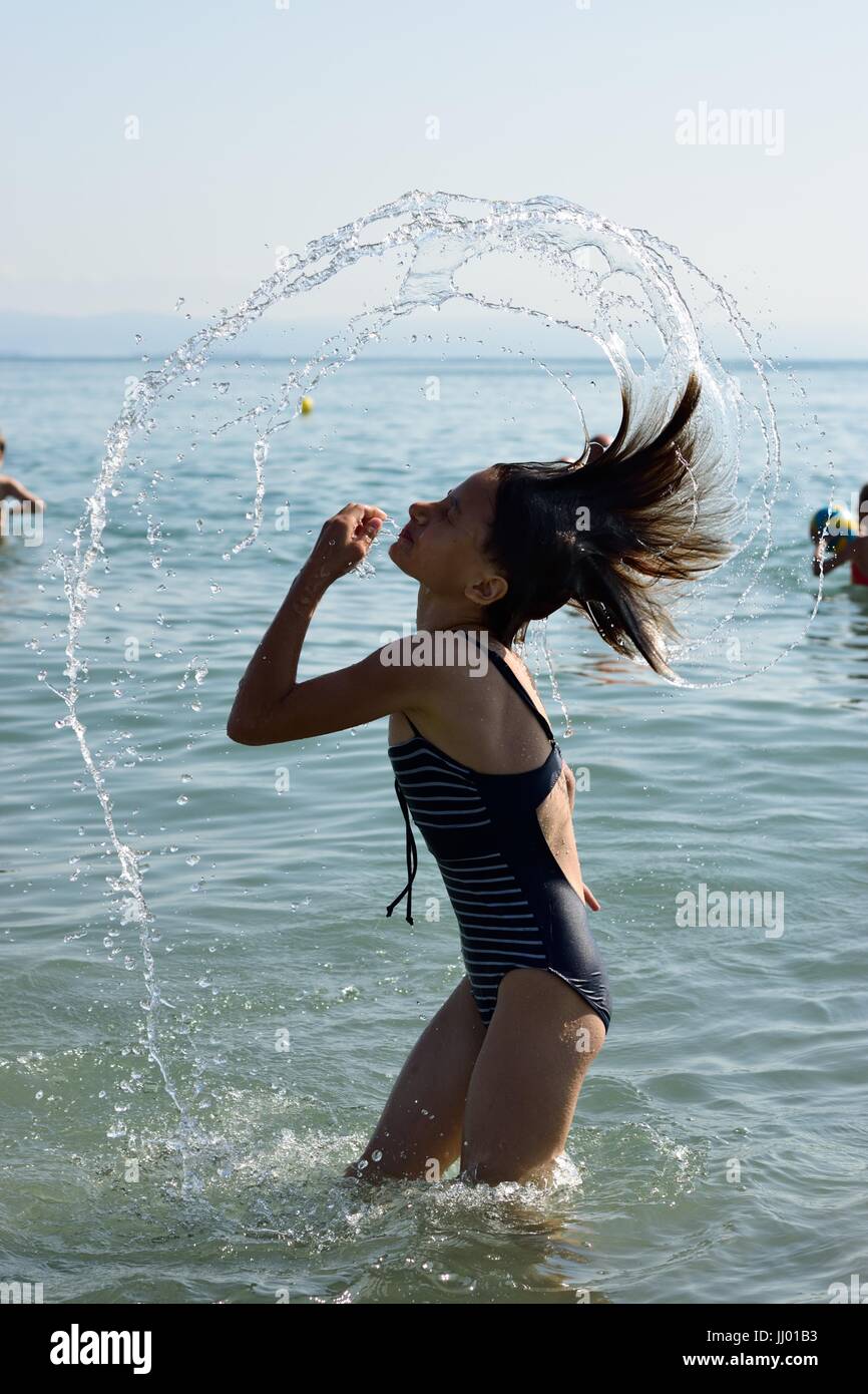 Enfants à la plage Banque D'Images