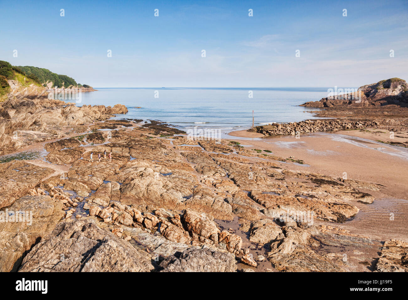 19 Juin 2017 : Newberry, Combe Martin, Devon, England, UK - La plage de rochers. Banque D'Images