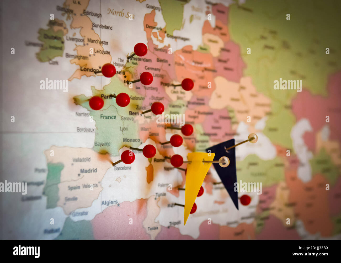 La carte de voyage de l'Europe avec les axes montrant les villes et destinations Banque D'Images