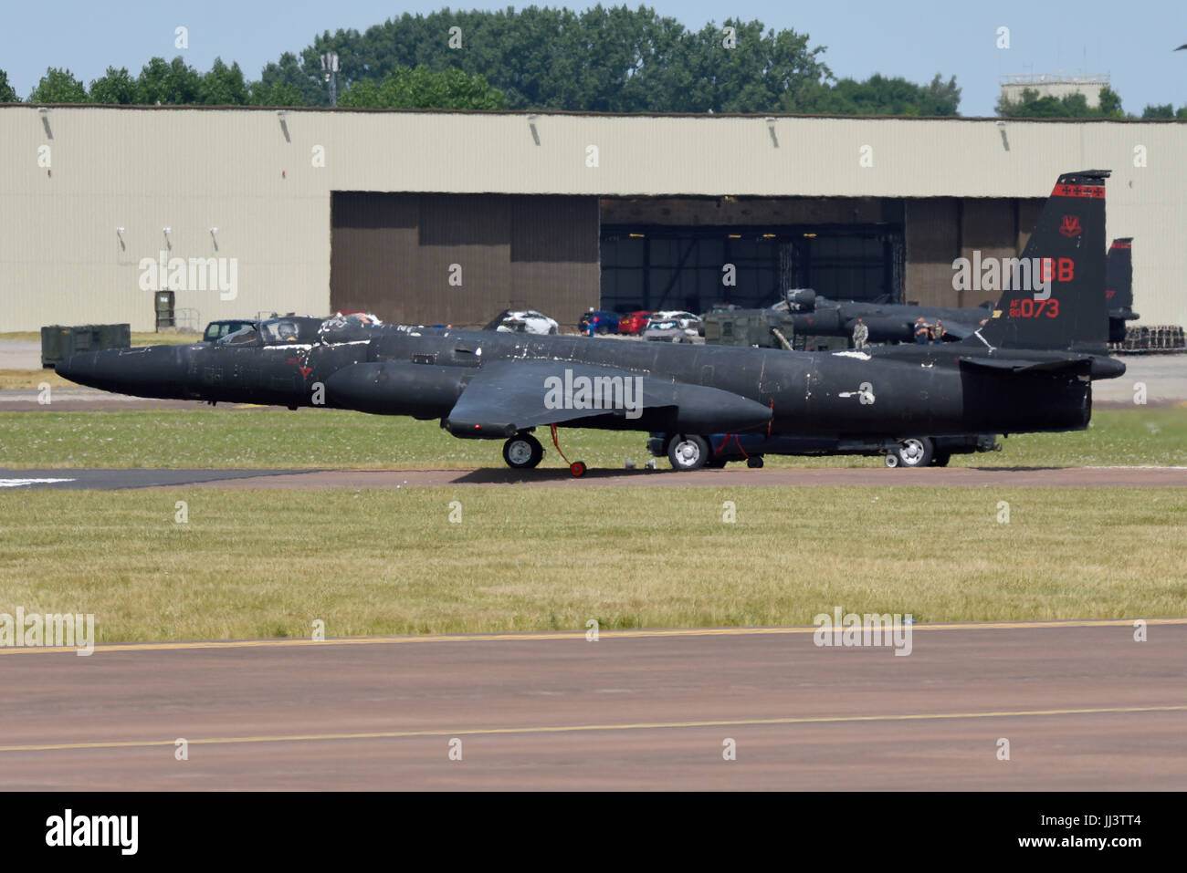 Lockheed U-2 Dragon Lady spyplane sur le point de décoller, avec un autre U2 en arrière-plan Banque D'Images