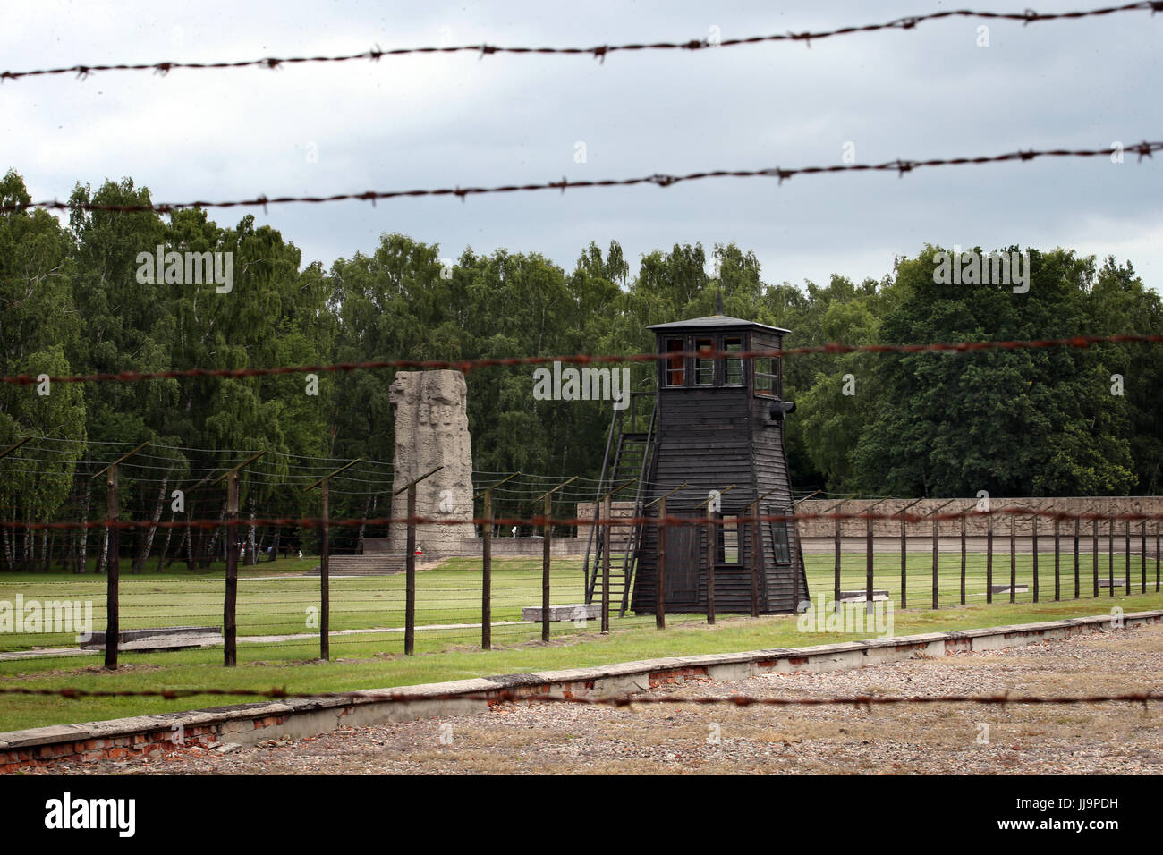 Watch Tower à l'ancien camp de concentration de l'Allemagne nazie, Stutthof, Pologne. Banque D'Images