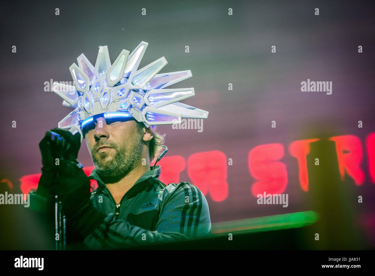 Locarno, Suisse. 18 juillet, 2017. Jamiroquai en concert à Moon&Stars Festival 2017 © Roberto Finizio / Alamy Live News Banque D'Images