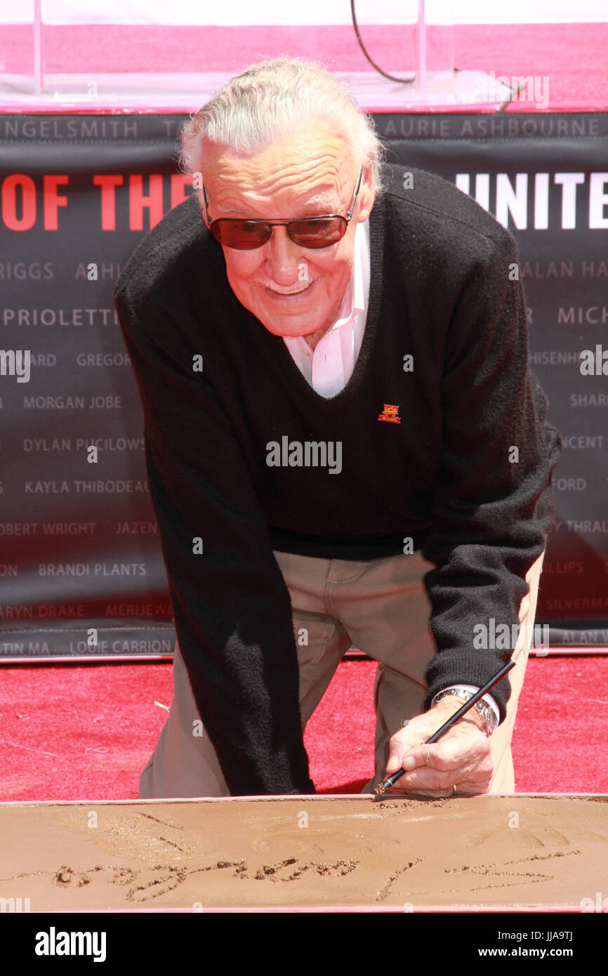 Los Angeles, USA. 18 juillet, 2017. 07/18/2017 Stan Lee Stan Lee, de part et d'empreinte écologique cérémonie tenue à la TCL Chinese Theatre de Los Angeles, CA Photo : Cronos/Hollywood News/Alamy Live News Banque D'Images