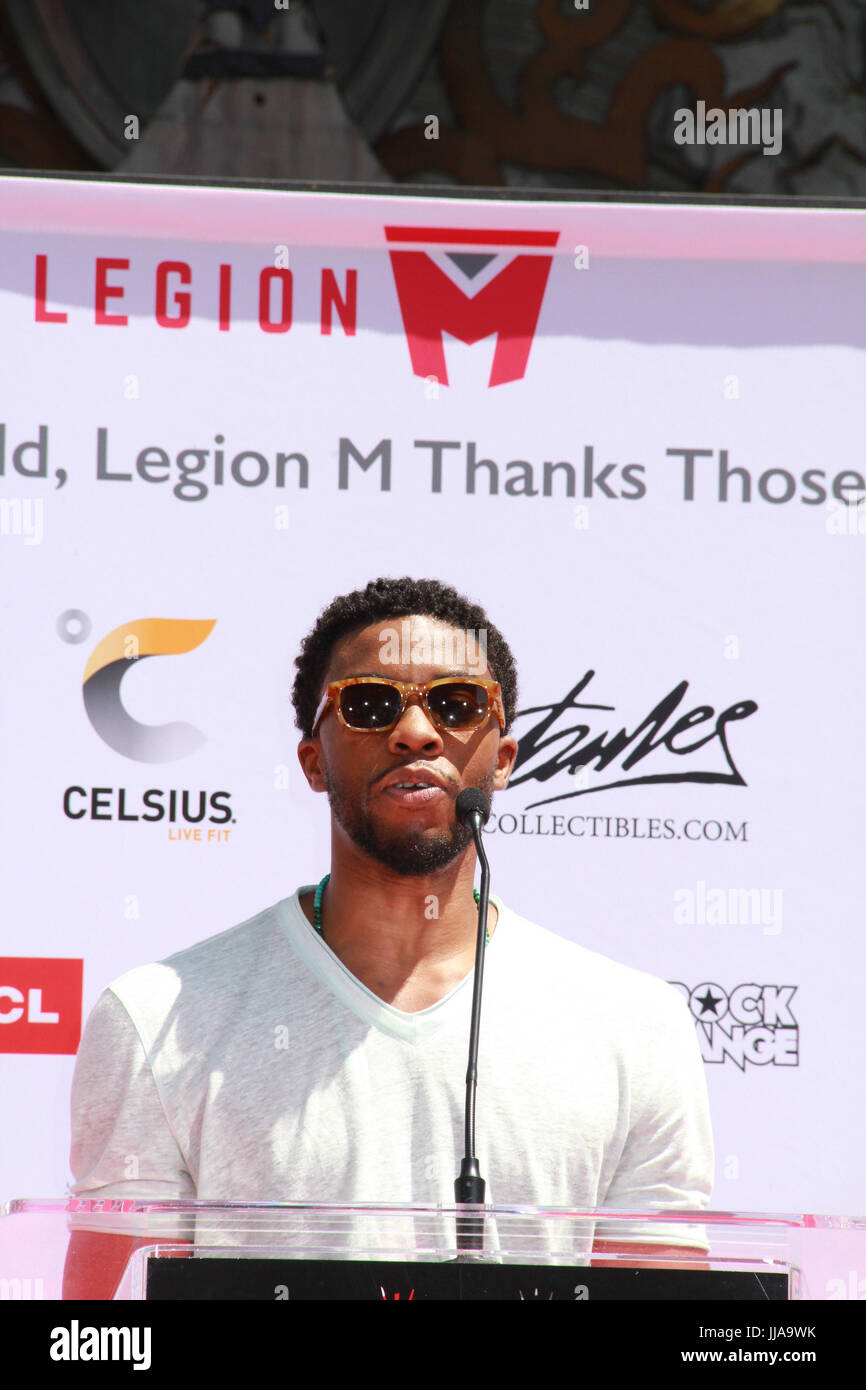 Los Angeles, USA. 18 juillet, 2017. Chadwick Boseman 07/18/2017 Stan Lee, de part et d'empreinte écologique cérémonie à la TCL Chinese Theatre de Los Angeles, CA Photo : Cronos/Hollywood News/Alamy Live News Banque D'Images