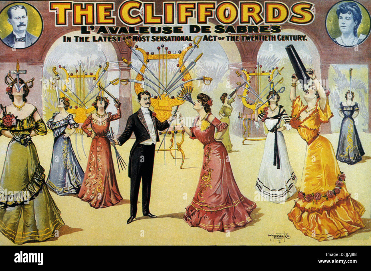 EDITH CLIFFORD (1886-1942) American sword avaleuse dans diverses poses avec premier mari Jim Maurice sur une affiche de 1901. Banque D'Images