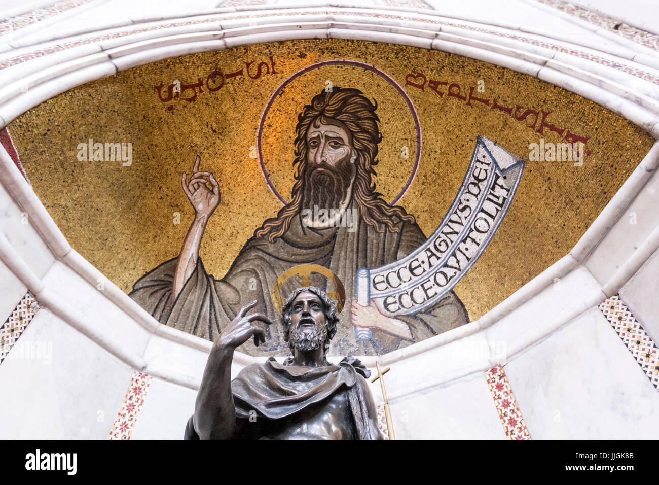 Cappella di San Giovanni Battista, Saint Jean Baptiste de la statue, la cathédrale de Monreale, Duomo, Monreale, Sicile, Italie Banque D'Images