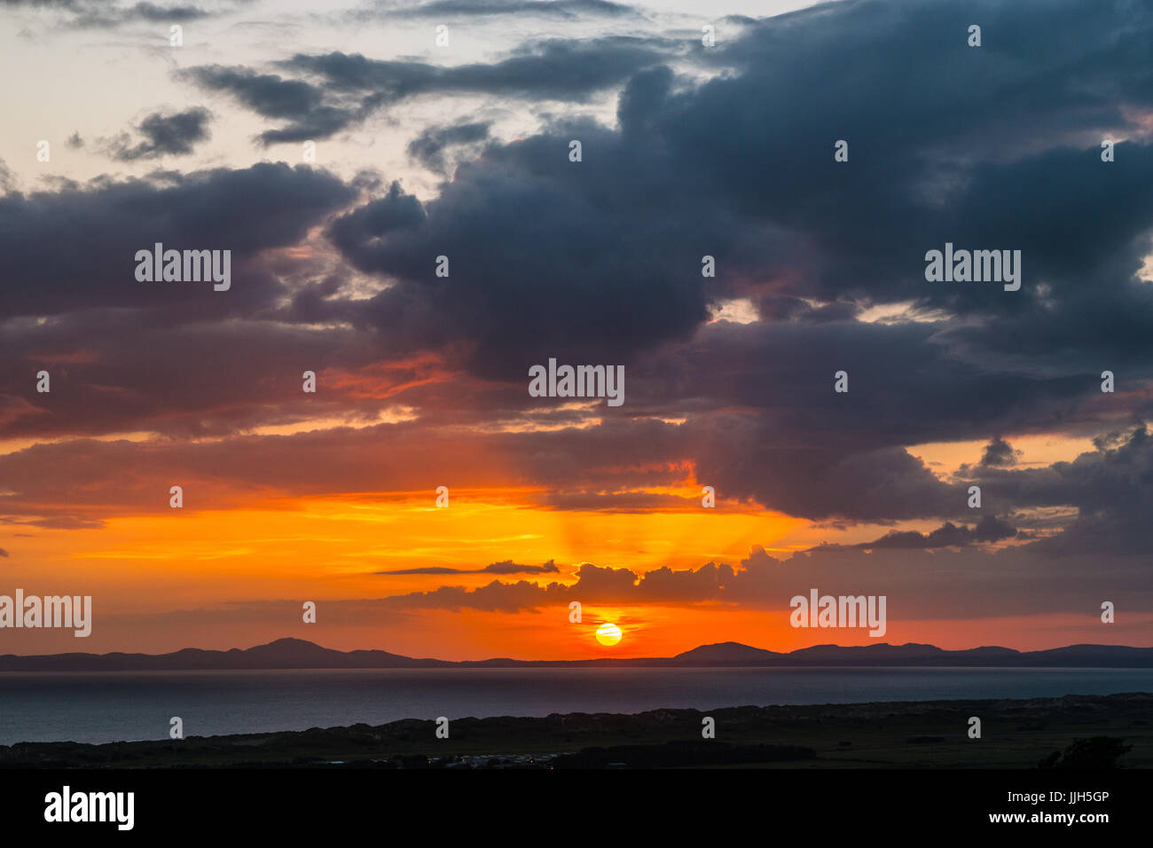 Coucher de soleil sur la péninsule de Lleyn. Banque D'Images