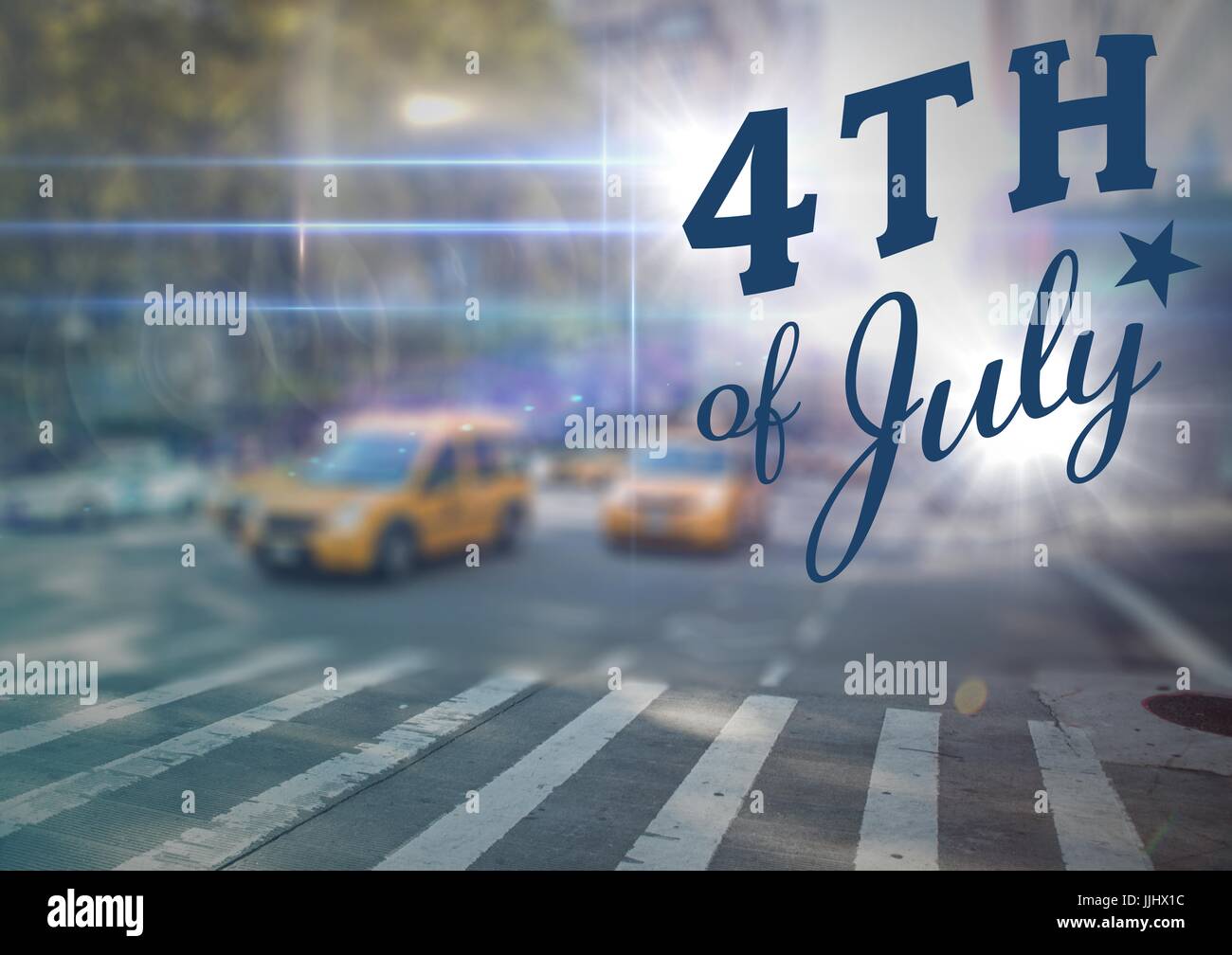Quatrième de juillet bleu contre graphique scène de rue floue à l'aide de fusées éclairantes Banque D'Images
