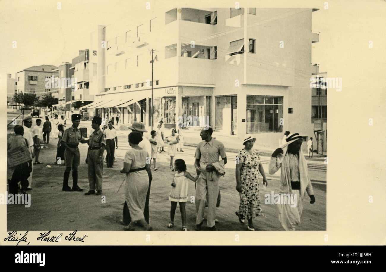 La rue Herzl, Haïfa, Palestine (aujourd'hui Israël), 1930 Banque D'Images