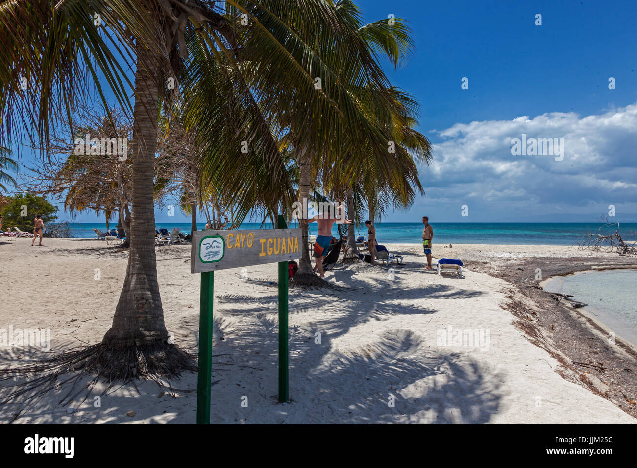 L'île tropicale de Cayo Iguana accessibles par bateau depuis Playa Ancon est une destination touristique - Trinidad, Cuba Banque D'Images L'île tropicale de Cayo Iguana accessibles par bateau depuis Playa Ancon est une destination touristique - Trinidad, Cuba Banque D'Images