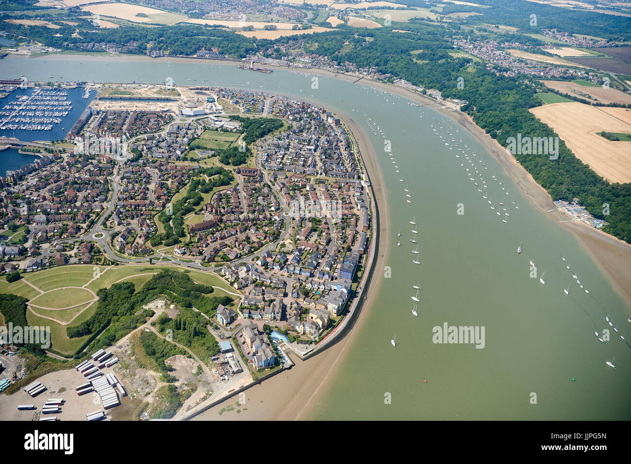 St Mary's, l'Île Chatham, Kent, Angleterre du Sud-Est, de l'air Banque D'Images