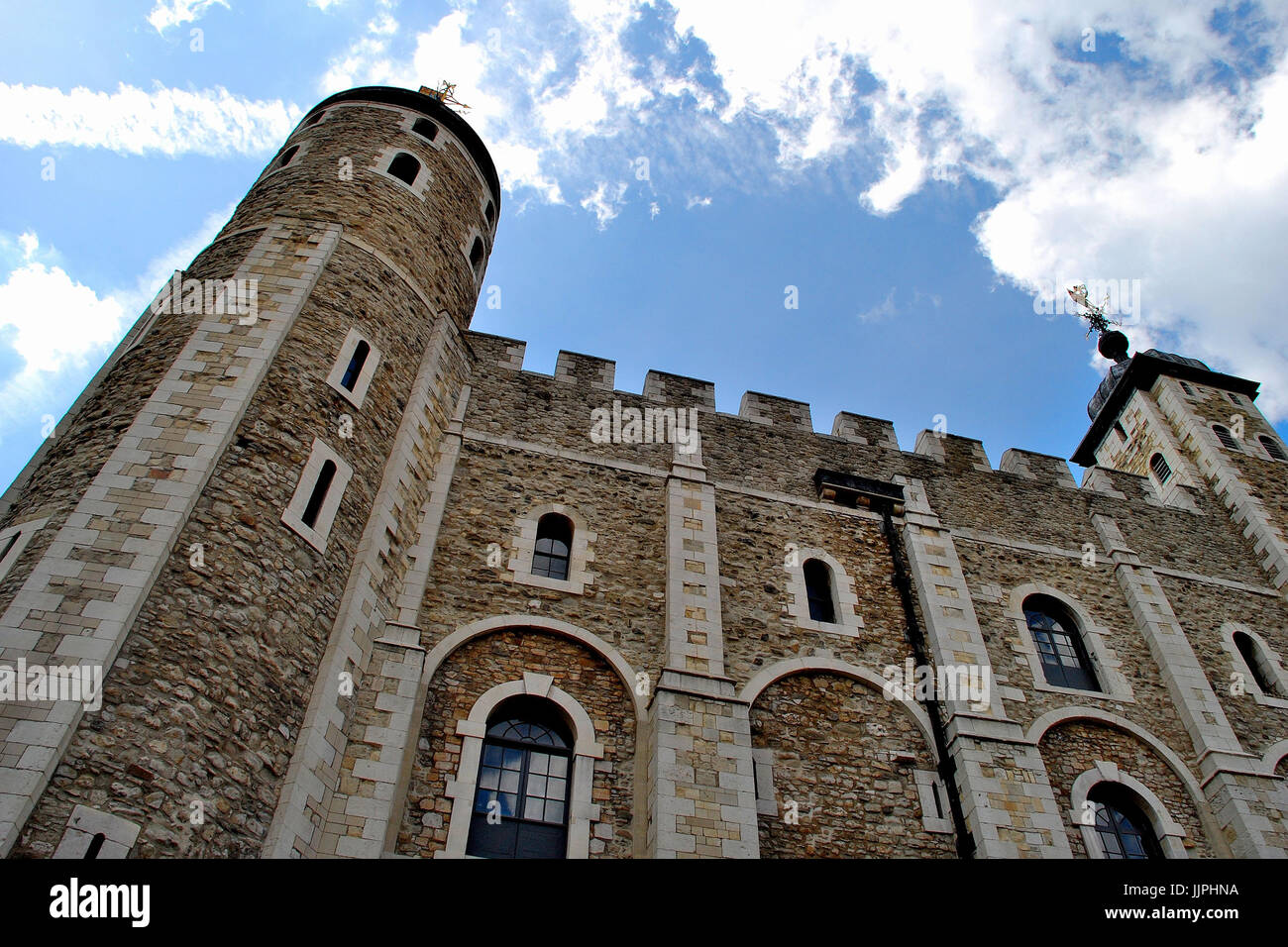 Vue extérieure du Tower of London Museum, Londres, Royaume-Uni Banque D'Images