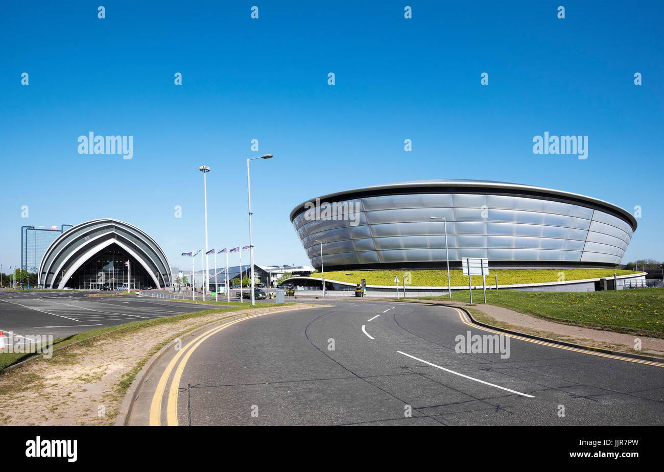 L'ESS Approching Hydro et le Scottish Exhibition Centre, à Glasgow, en Écosse. Banque D'Images