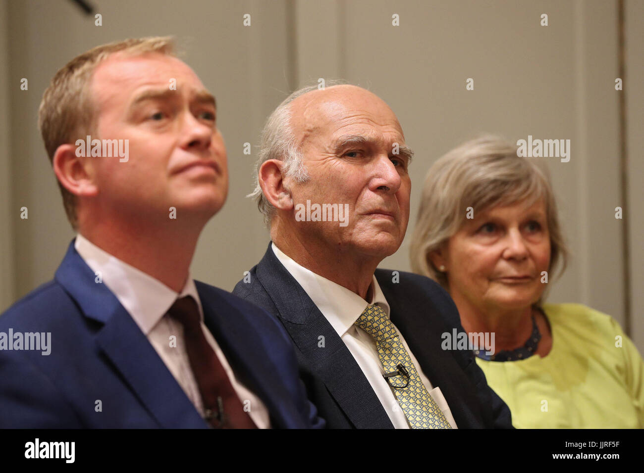 Tim Farron et Sir Vince Cable qui a été désigné comme le nouveau chef des libéraux-démocrates à St Ermin's Hotel, le centre de Londres. Banque D'Images